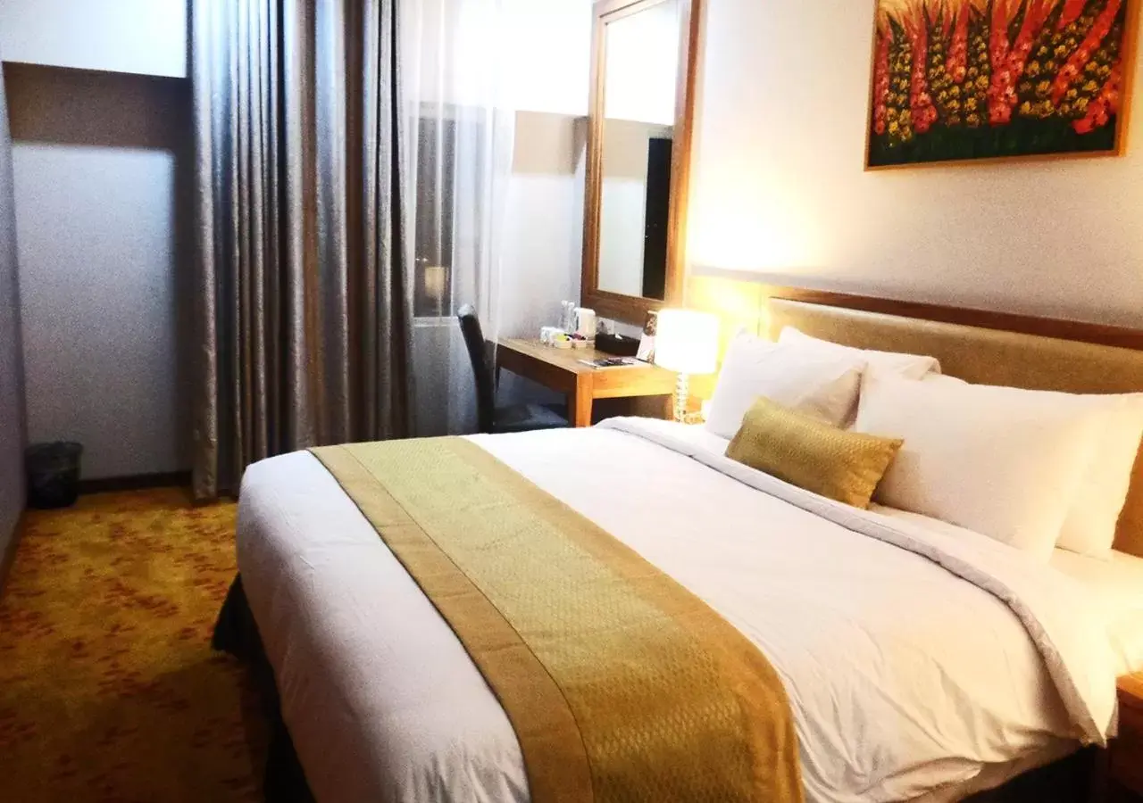 Bedroom, Bed in Grand Serela Yogyakarta by KAGUM Hotels