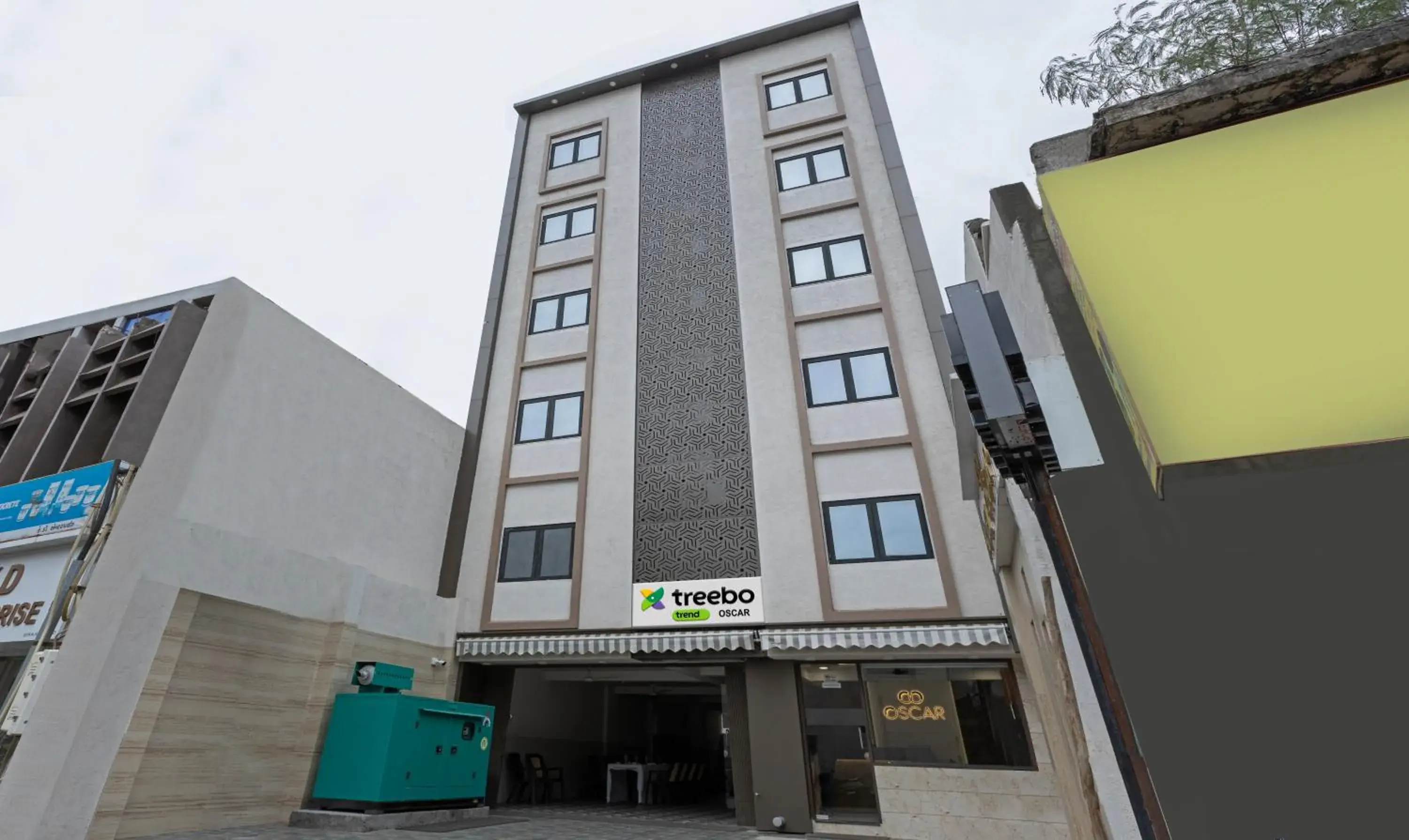 Facade/entrance in Treebo Oscar Facade/entrance in Treebo Oscar