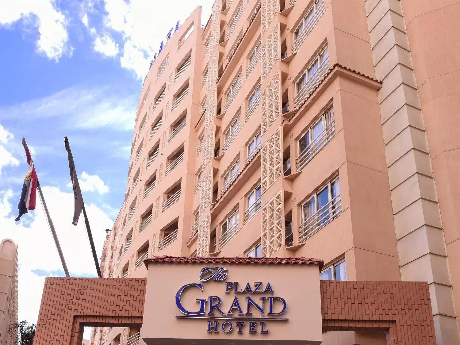 Facade/entrance, Property Building in The Grand Plaza Hotel Smouha