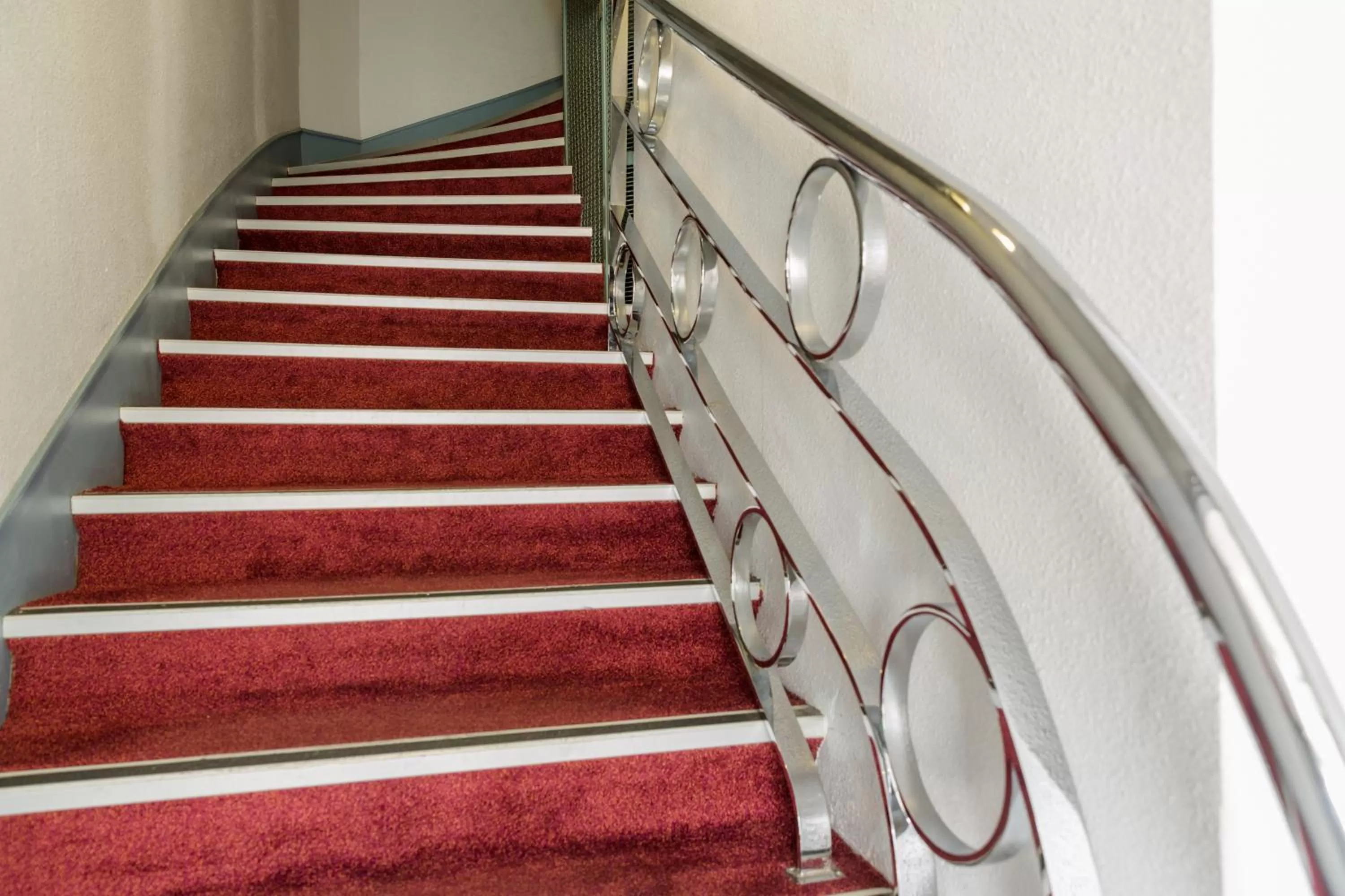 Lobby or reception in The Originals City, Hôtel Nevers Centre Gare (Inter-Hotel)