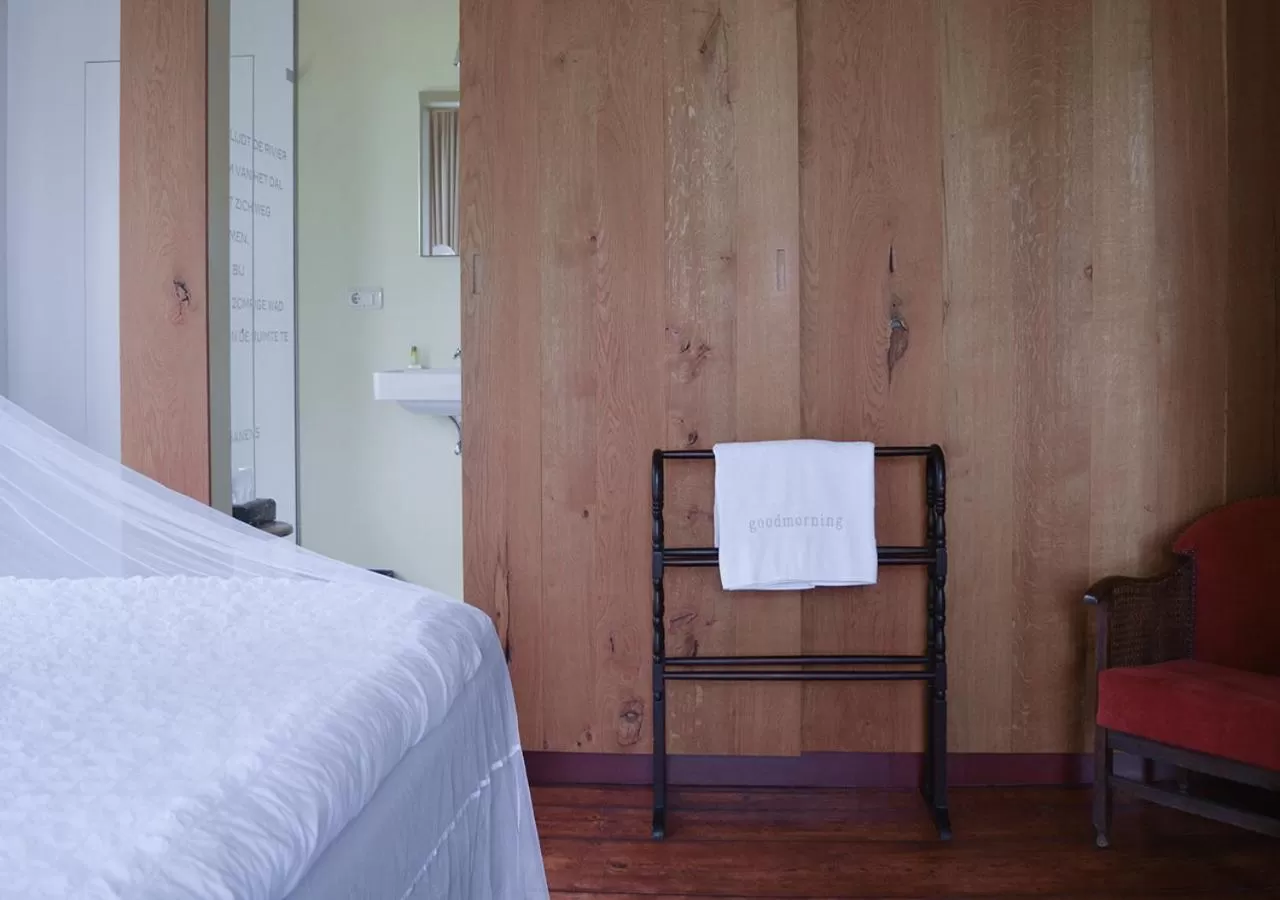 Bed in Bed and Breakfast Batenborg