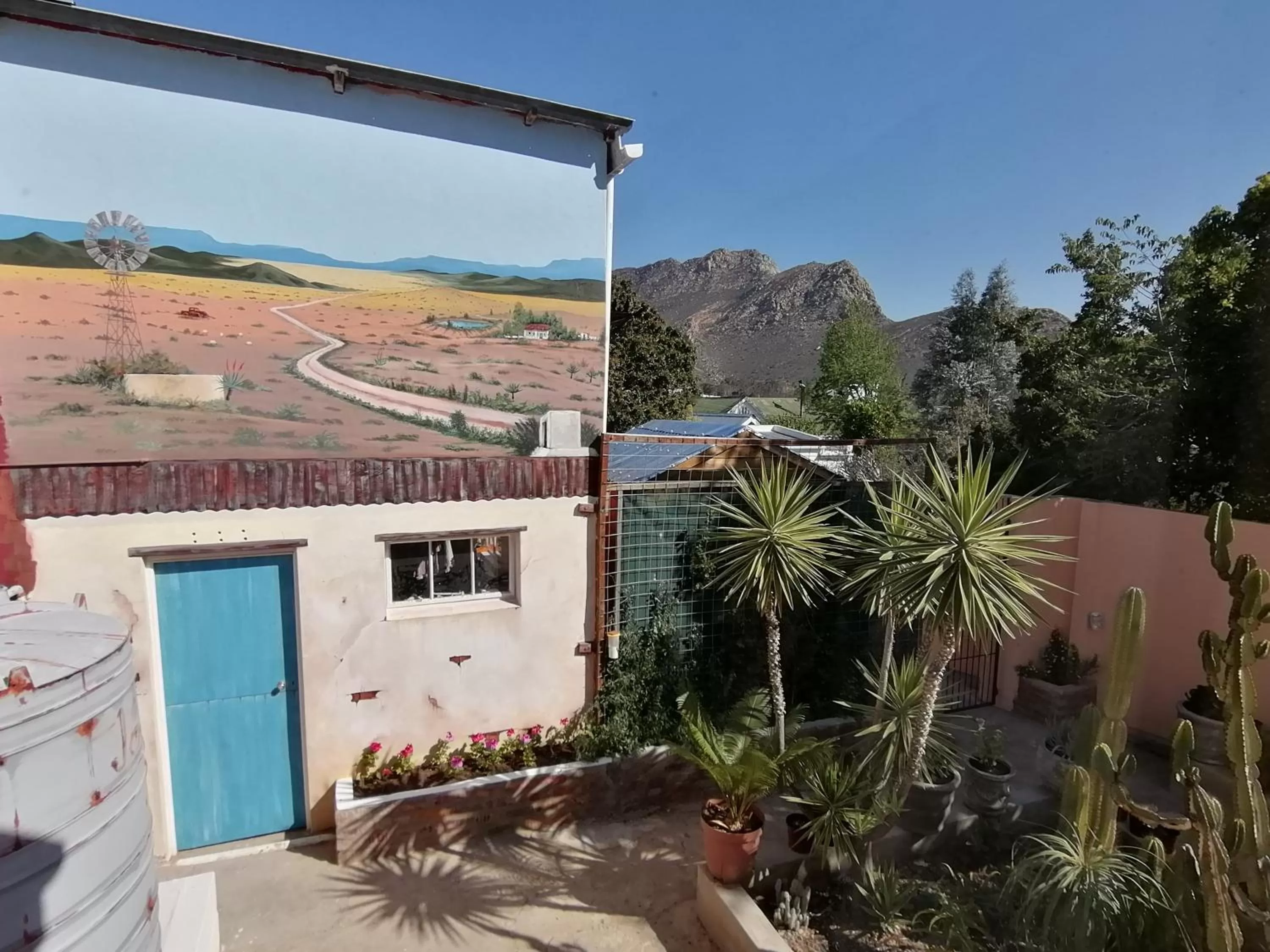 Garden view in Squirrels Corner