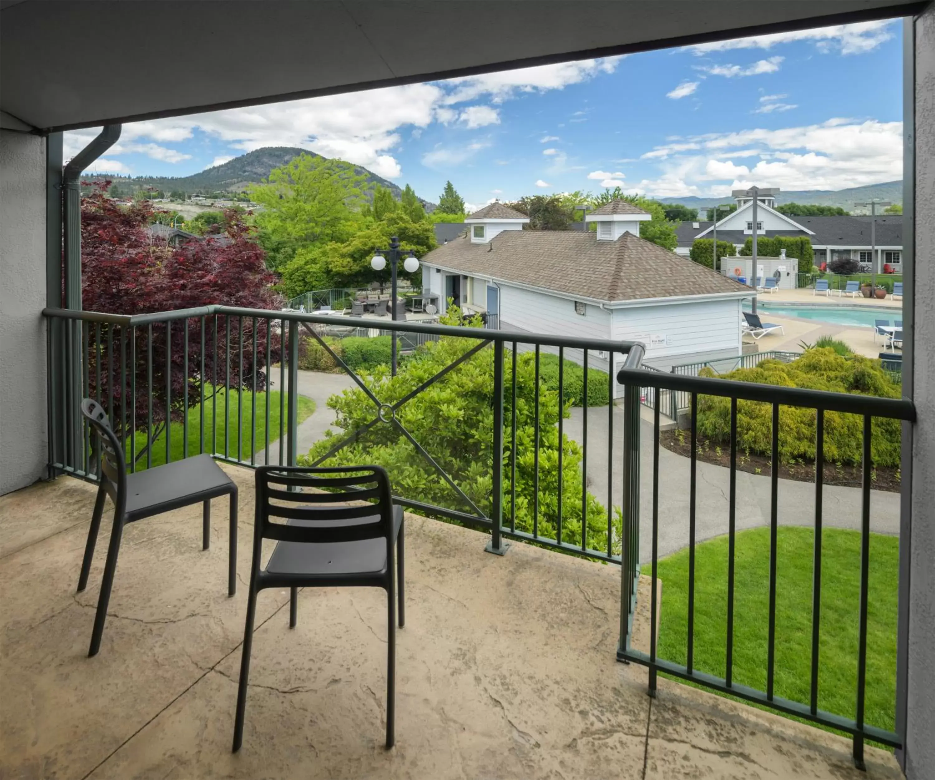 Balcony/Terrace in Ramada by Wyndham Penticton Hotel & Suites