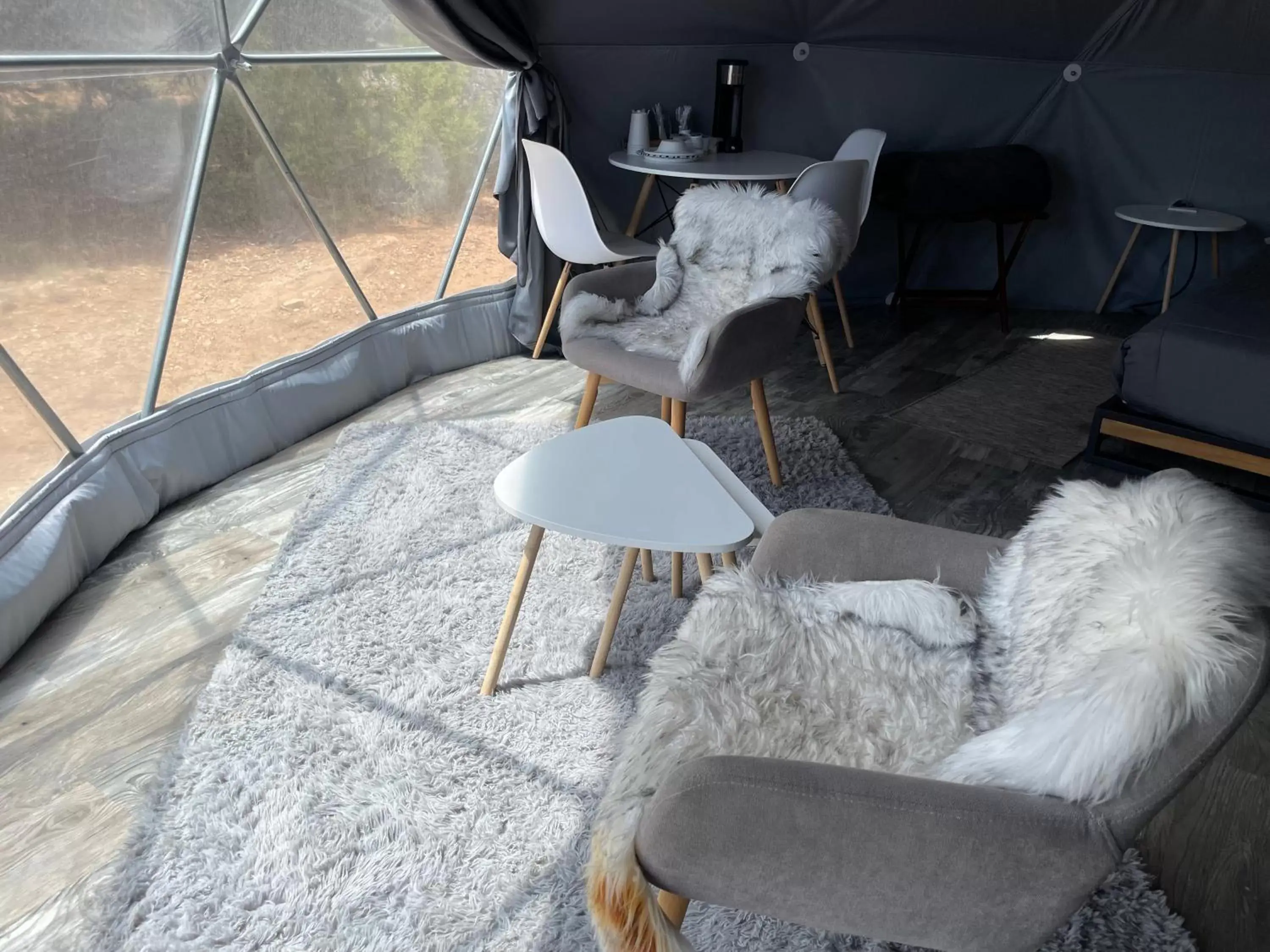 Living room, Seating Area in Blue Mountain Domes - The WOW Experience