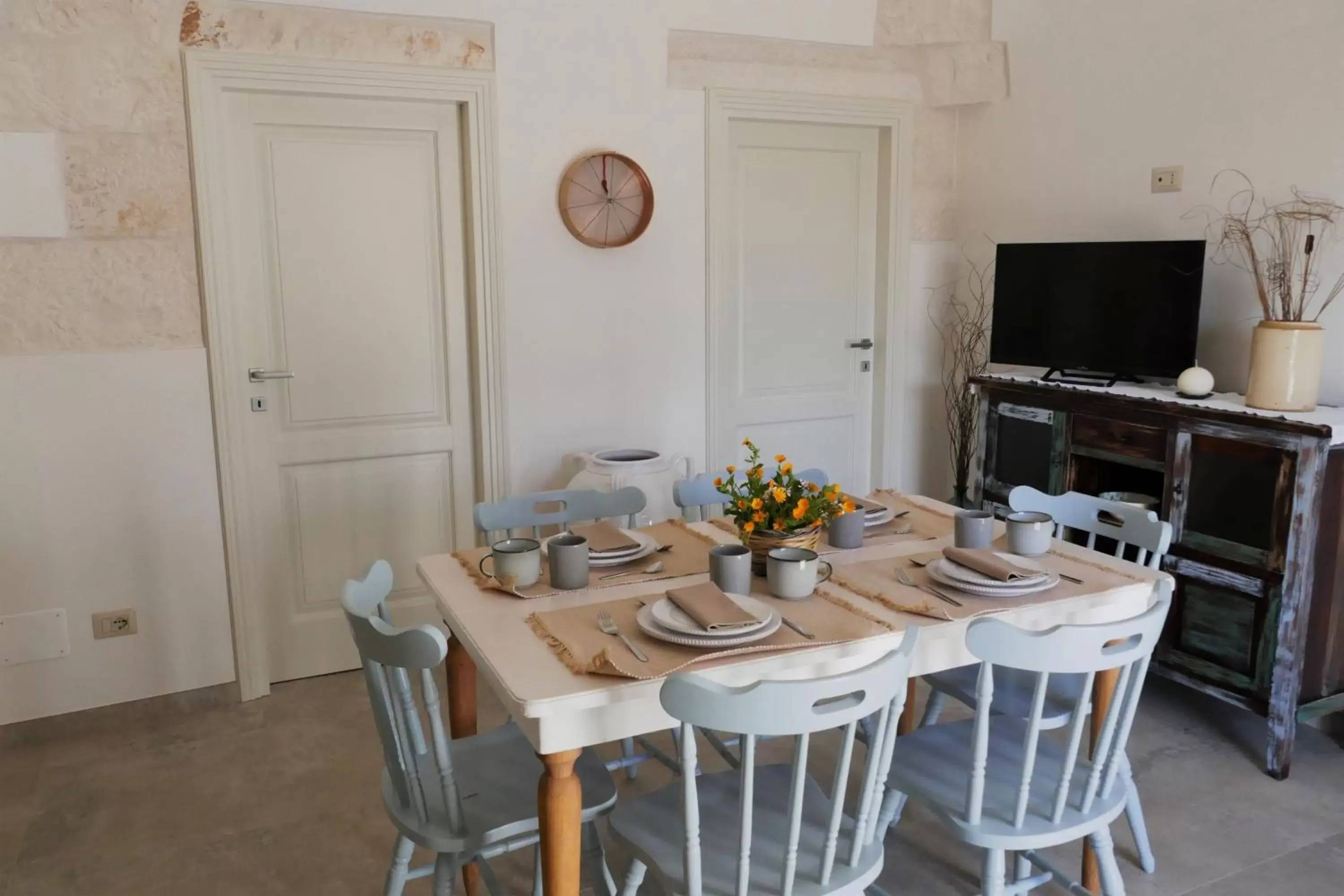 Dining Area in Trullo La chicca della valle