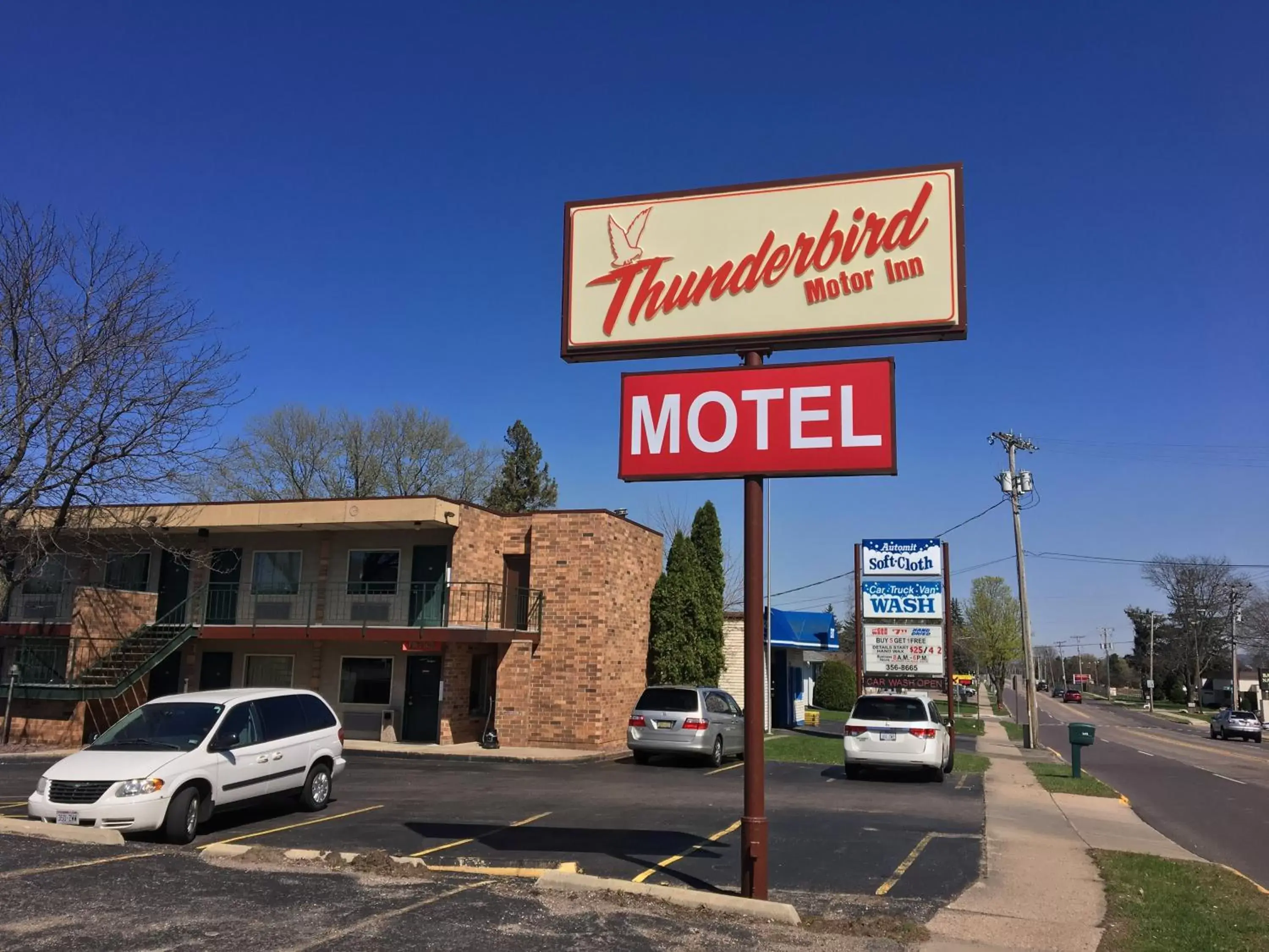 Property logo or sign, Property Building in Thunderbird Motor Inn