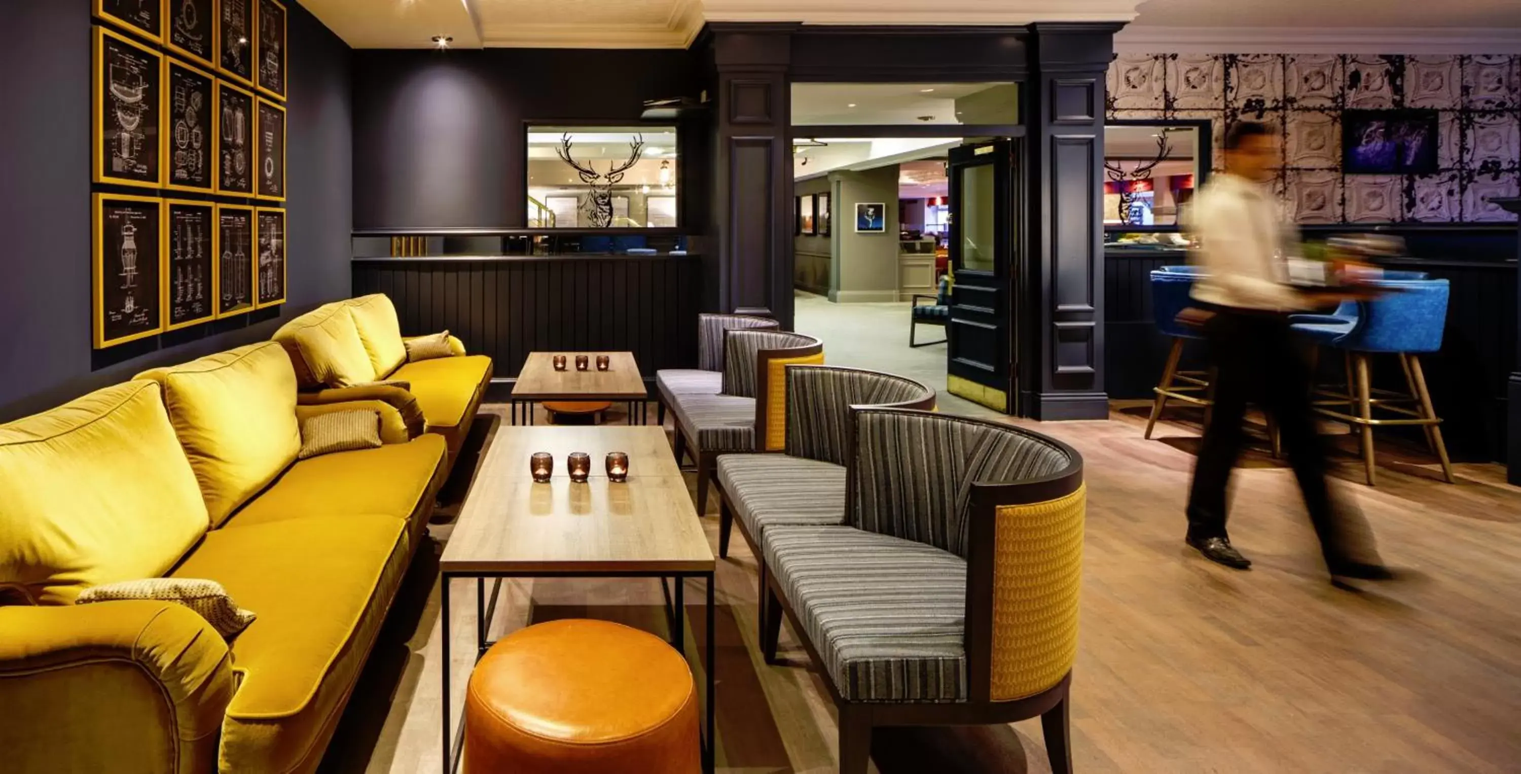 Staff, Restaurant/Places to Eat in Mercure Inverness Hotel