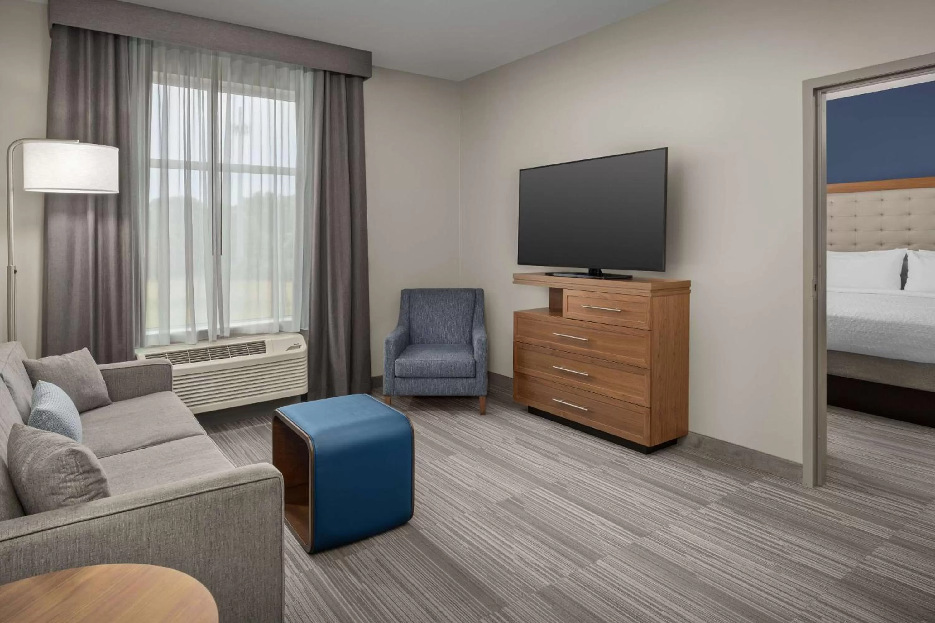 Living room, Bed in Homewood Suites By Hilton Greenville, NC