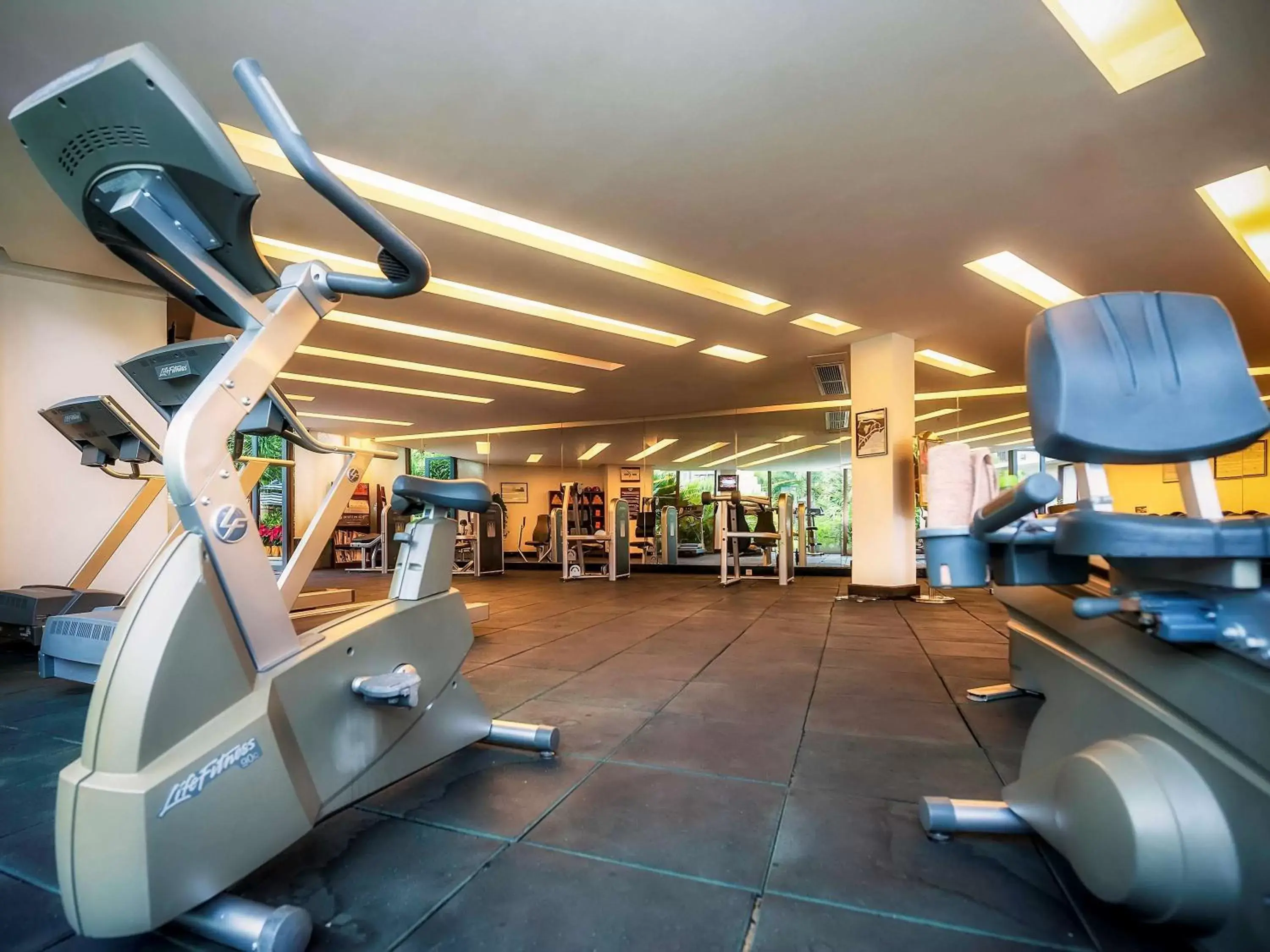 Fitness centre/facilities in Pullman Sanya Yalong Bay Villas & Resort Fitness centre/facilities in Pullman Sanya Yalong Bay Villas & Resort