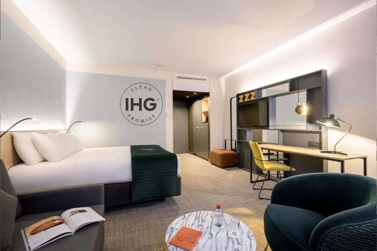 Bedroom, Seating Area in Holiday Inn Hasselt, an IHG Hotel