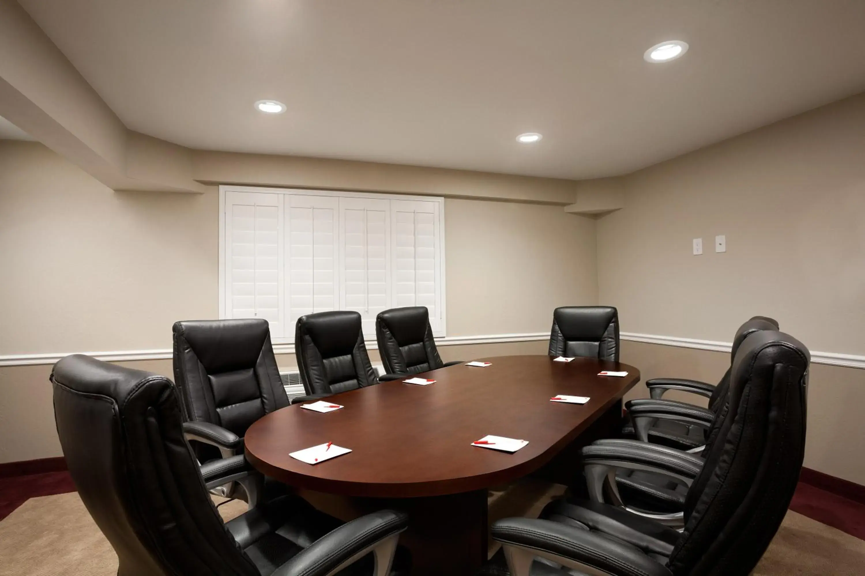 Meeting/conference room in Ramada by Wyndham Tempe/At Arizona Mills Mall