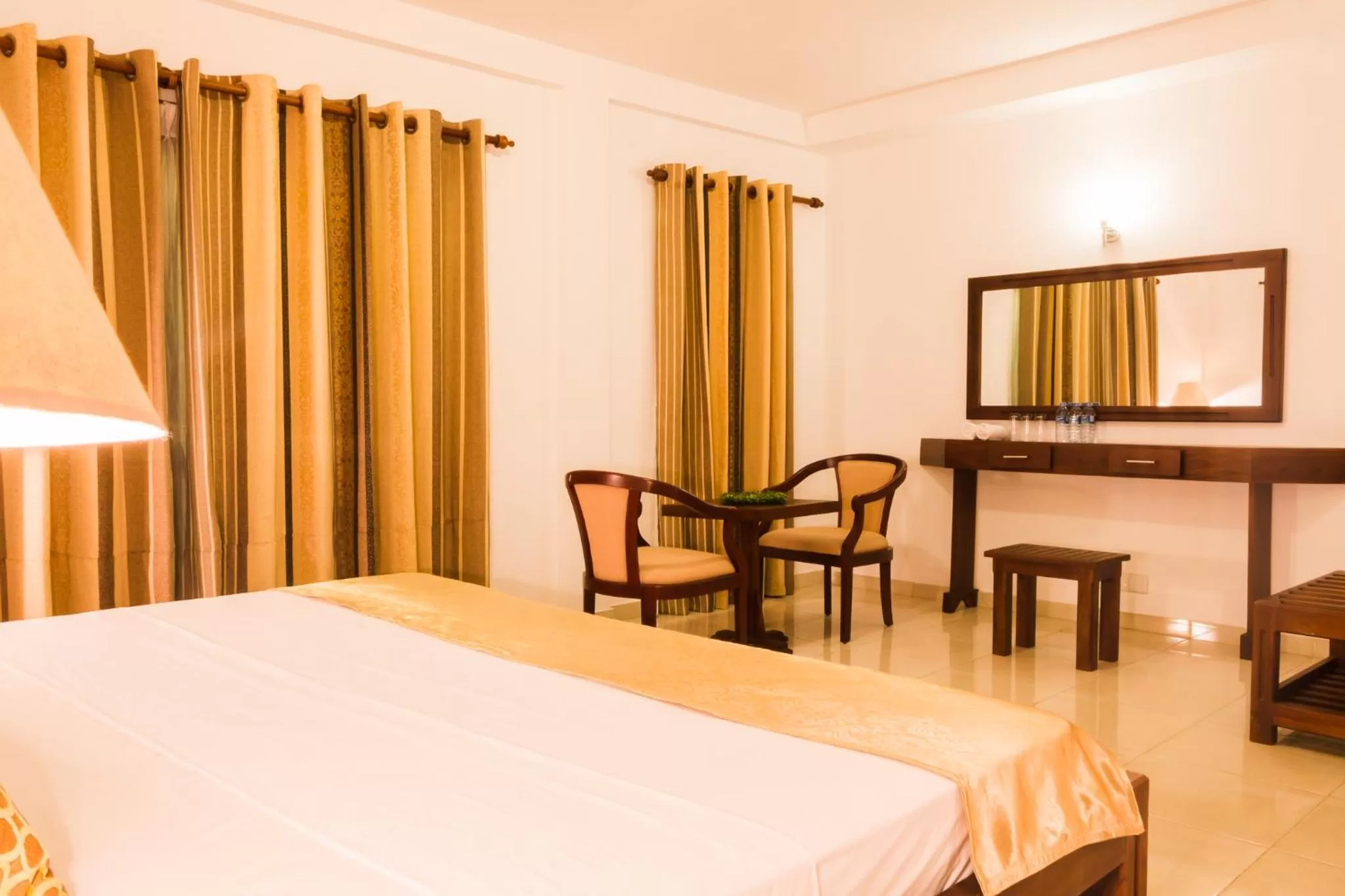 Bed in Kandy Unique Hotel