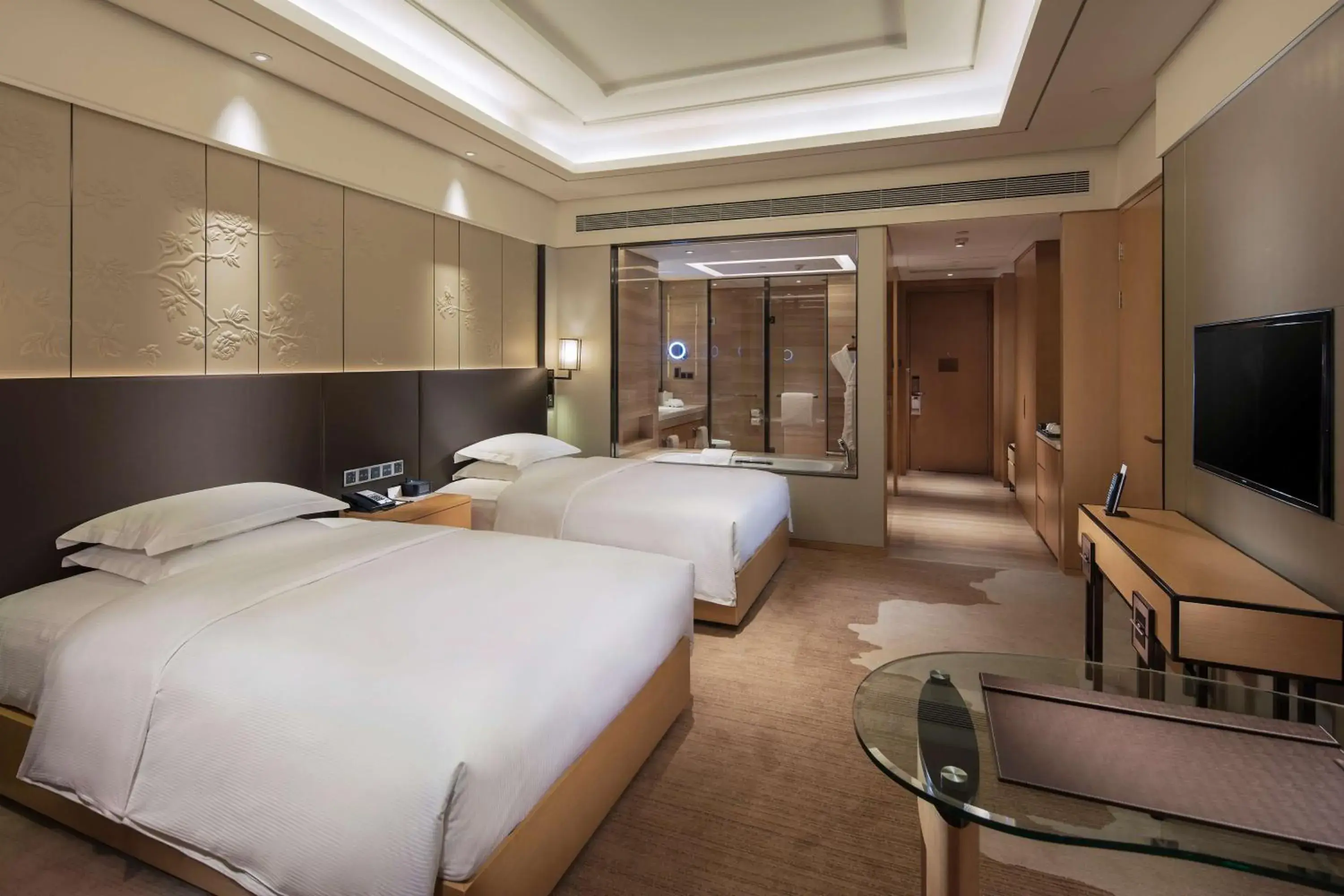 Bedroom, Bed in DoubleTree by Hilton Chengdu Longquanyi