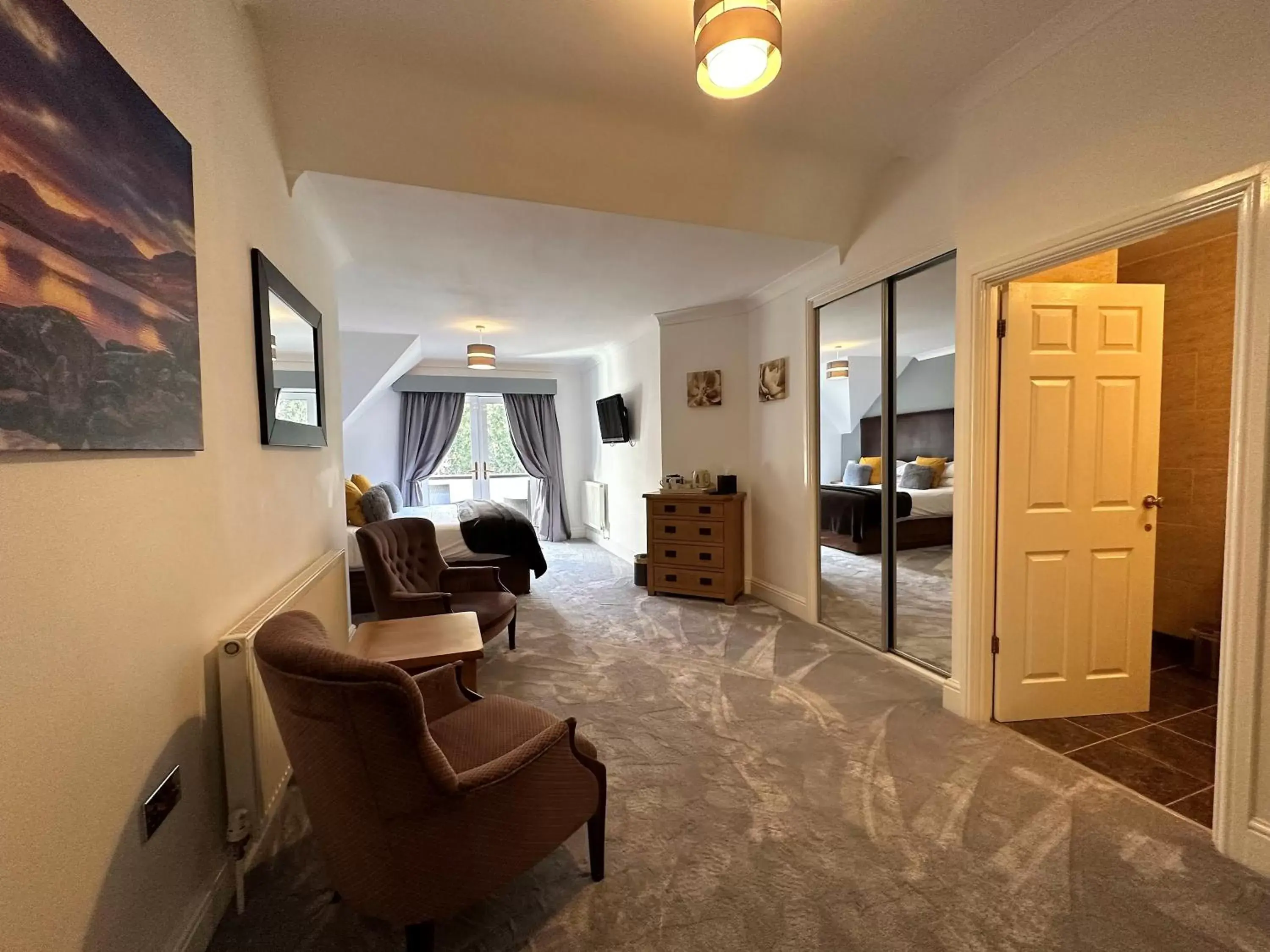 Bedroom, Seating Area in Craig-y-Dderwen Riverside Hotel