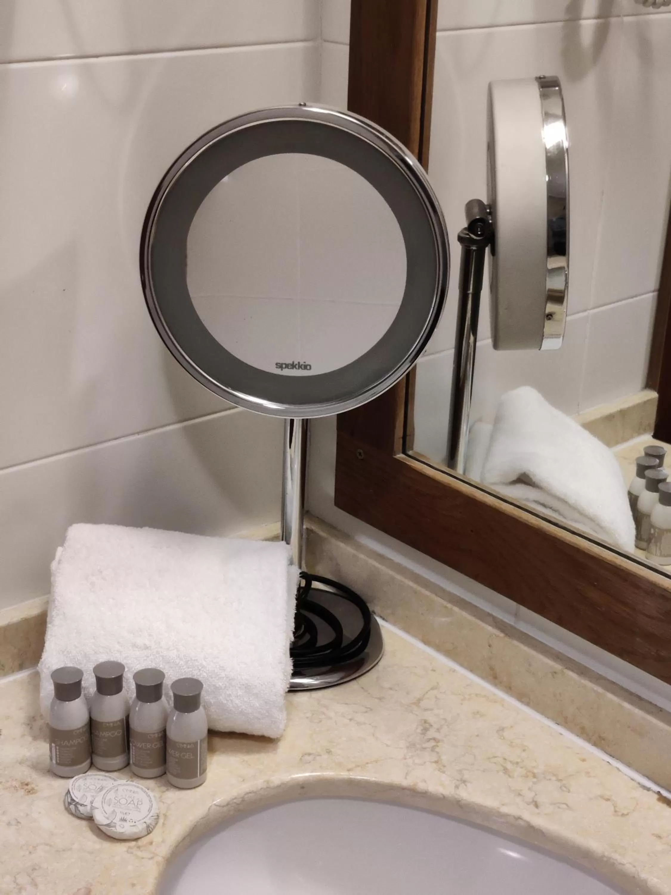 Bathroom in Rembrandt Old Town