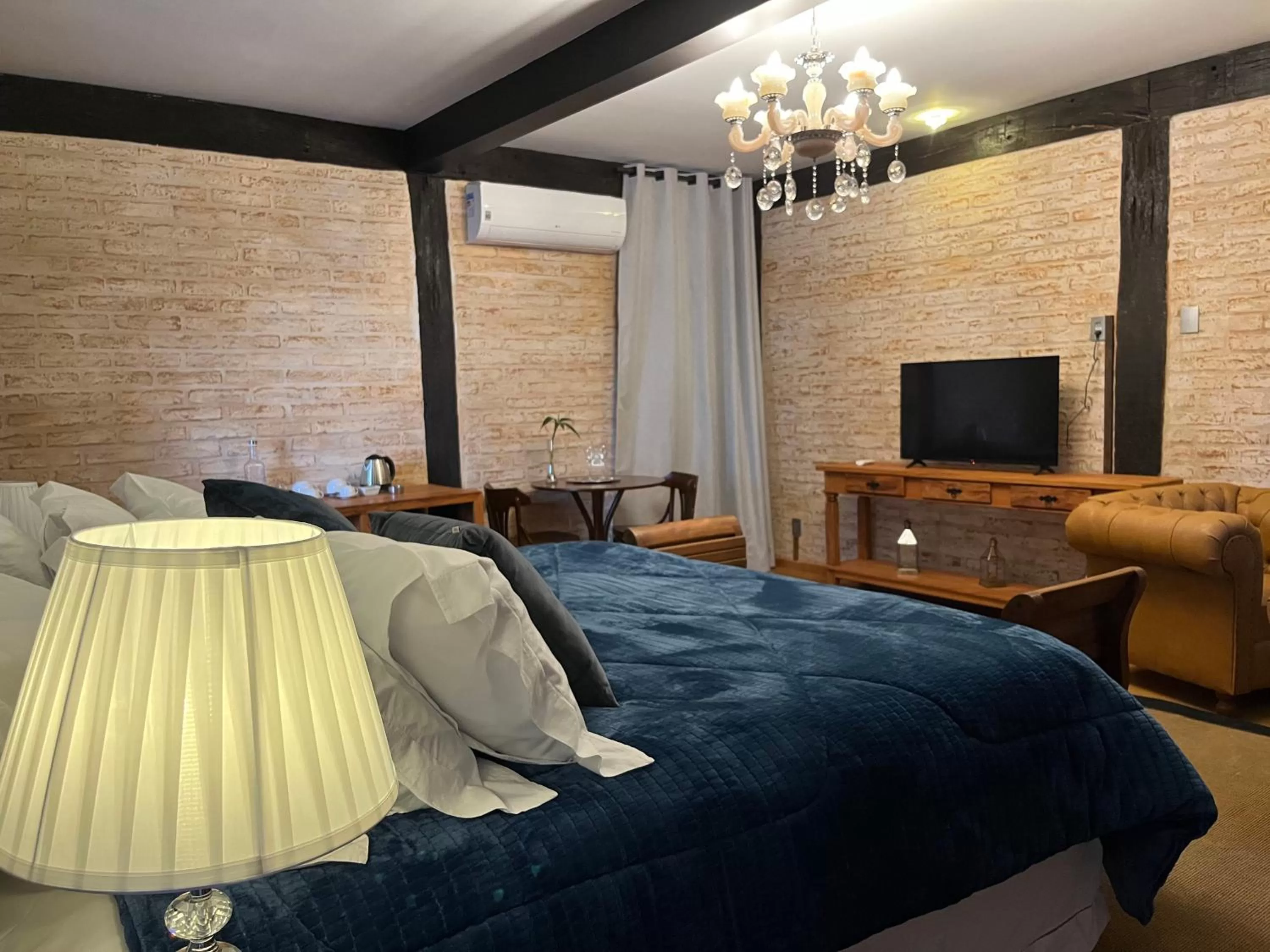 Photo of the whole room in Pousada Dona Bendita