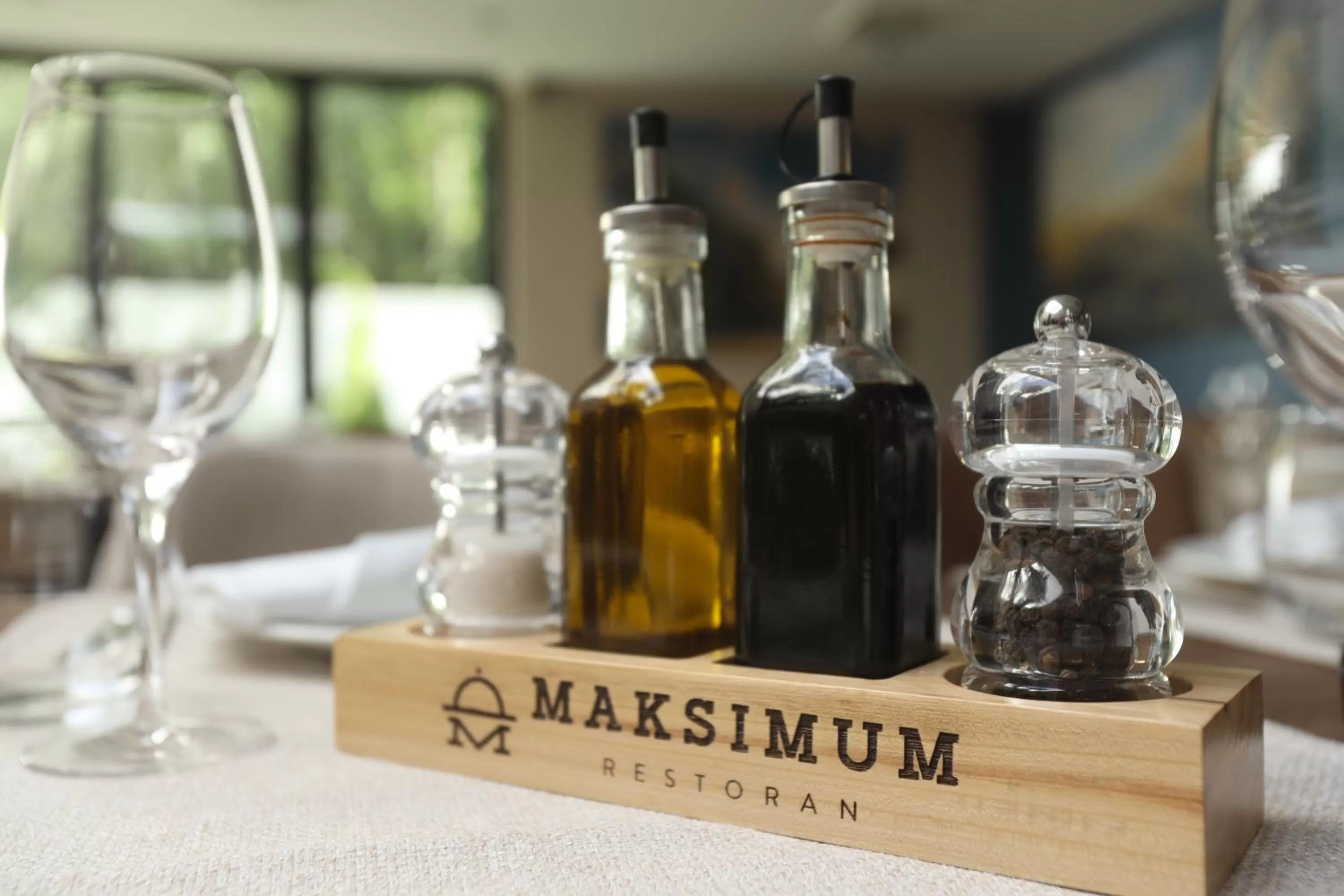 Food and drinks in Apart Hotel Maksimum