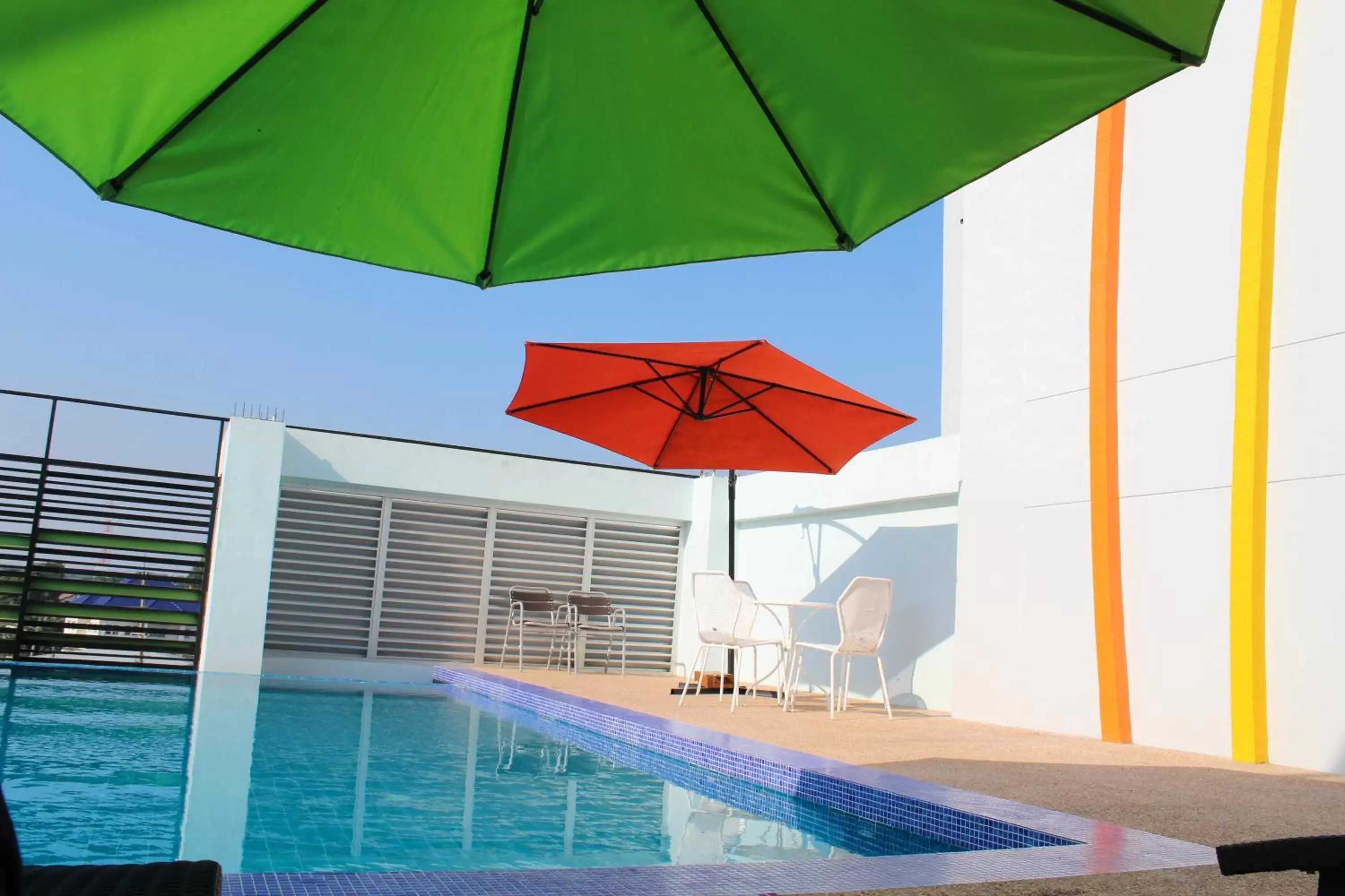 Swimming pool in 42C The Chic Hotel Swimming pool in 42C The Chic Hotel