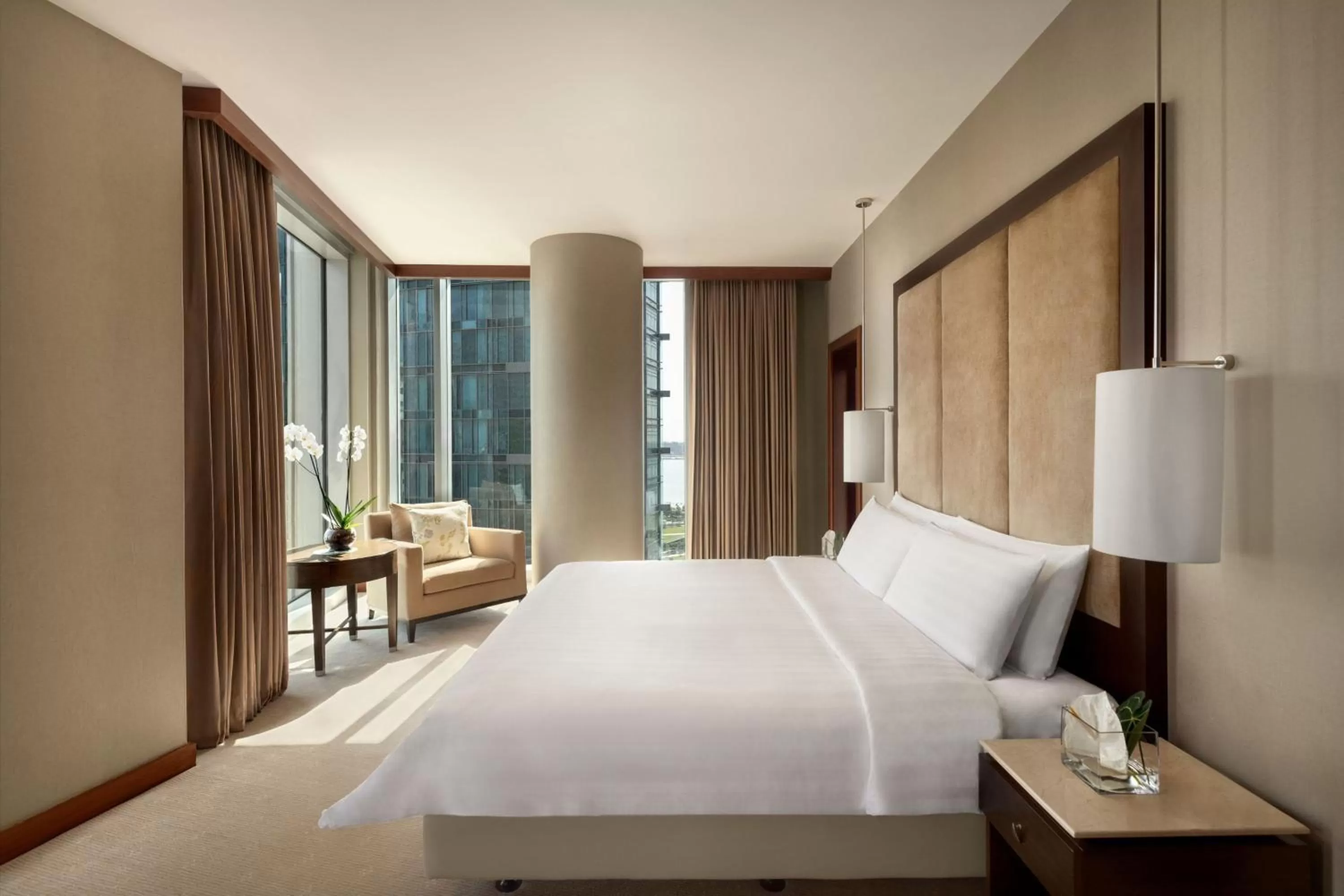 Photo of the whole room, Bed in JW Marriott Marquis City Center Doha