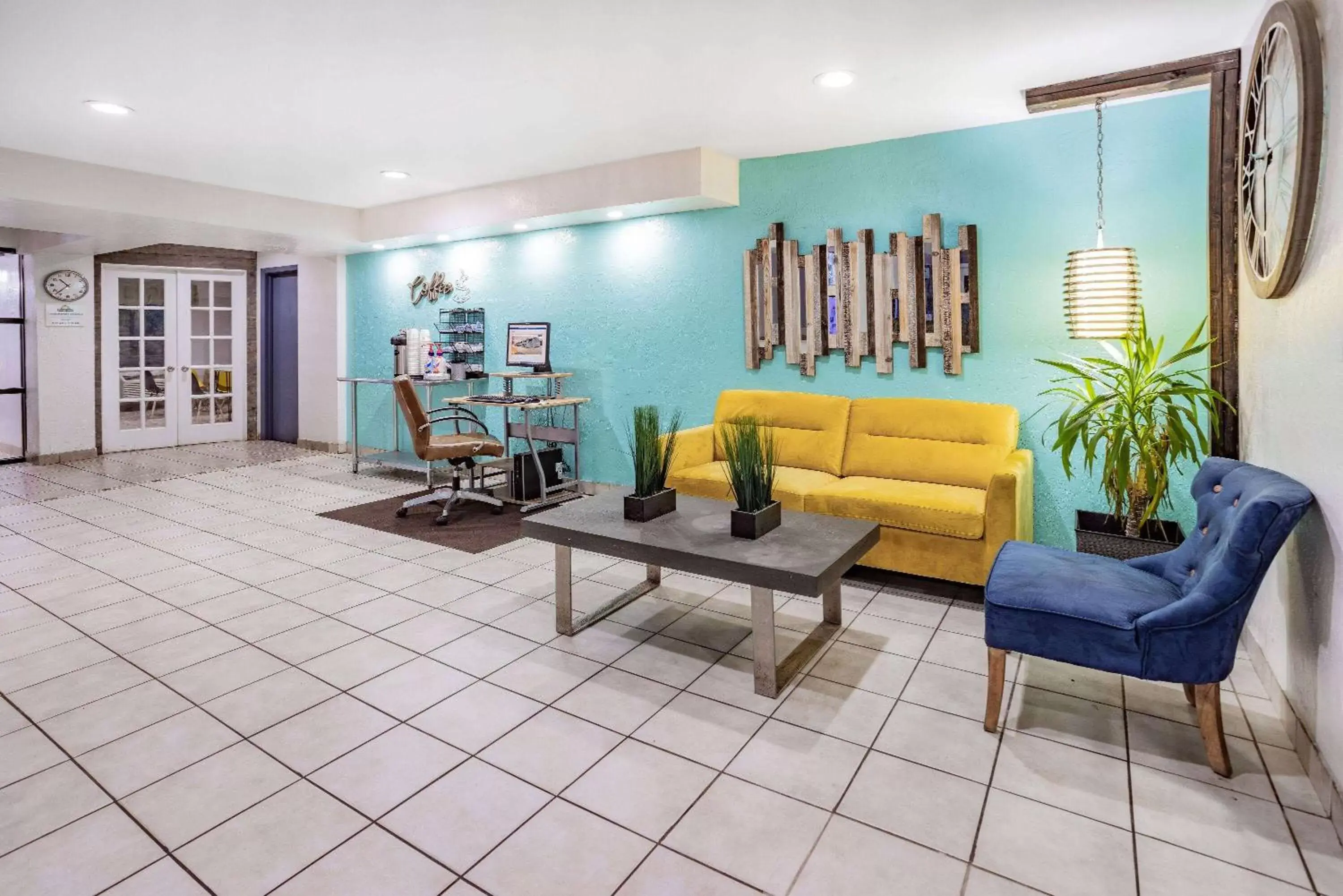 Lobby or reception in Days Inn by Wyndham Raleigh Glenwood-Crabtree Lobby or reception in Days Inn by Wyndham Raleigh Glenwood-Crabtree