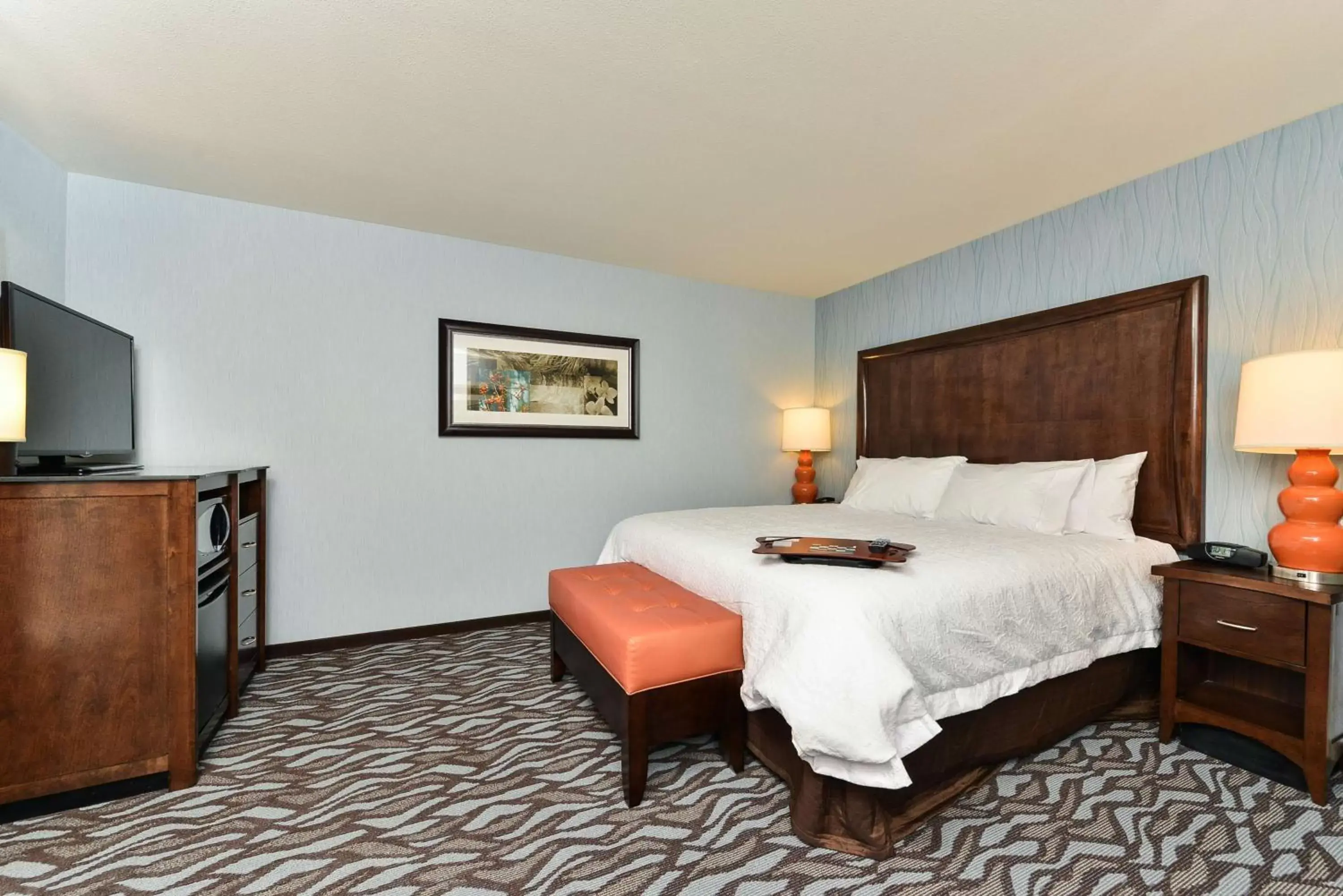 Bed in Hampton Inn Corning/Painted Post