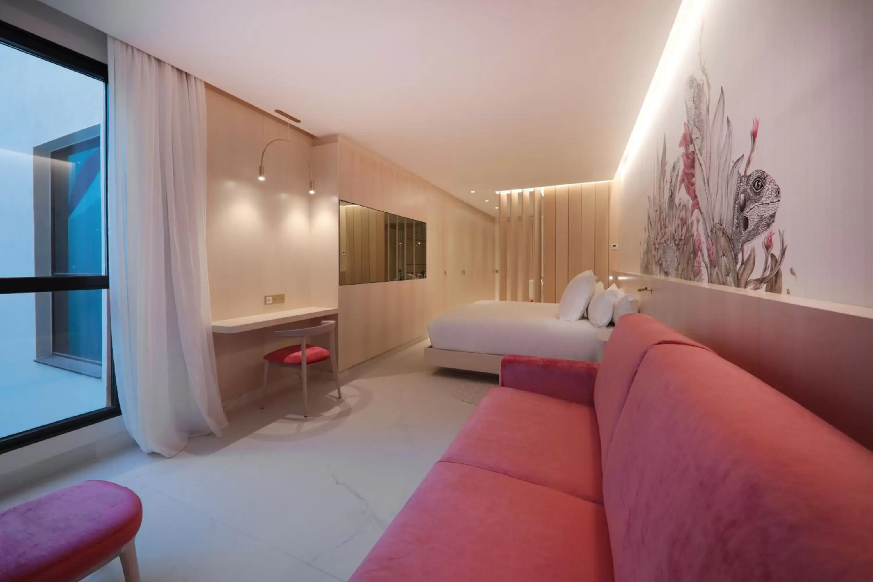 Bedroom, Seating Area in Iberostar Selection Paseo de Gracia 4 Sup
