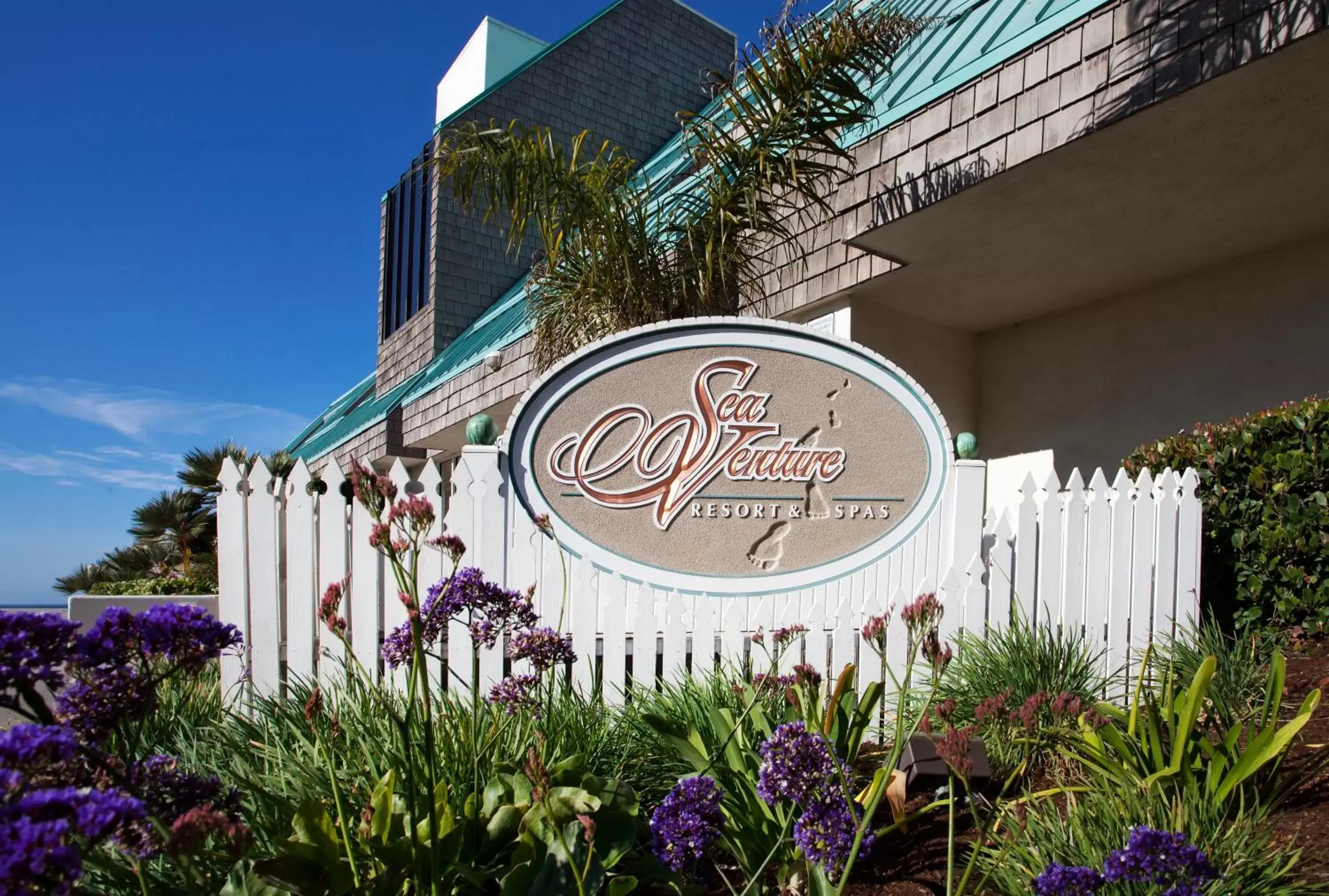 Facade/entrance, Property Logo/Sign in SeaVenture Beach Hotel