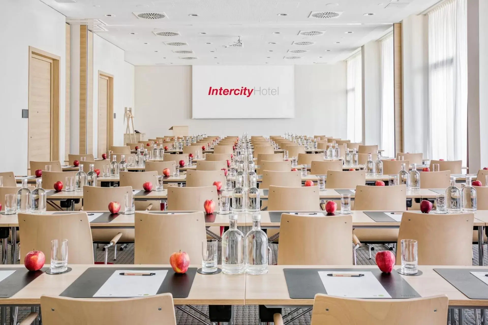 Meeting/conference room, Business Area/Conference Room in IntercityHotel Hamburg-Barmbek