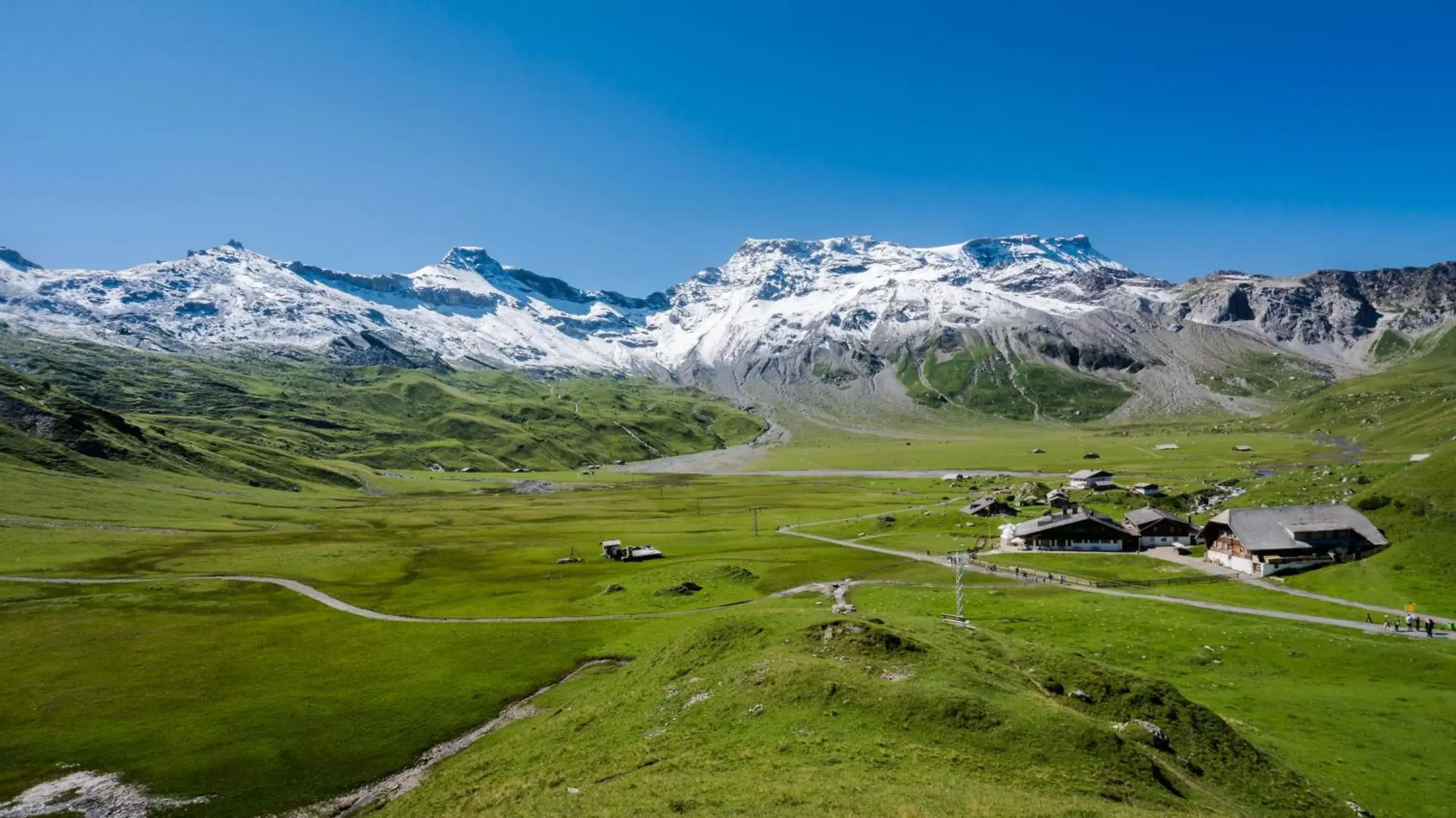 Spring in Berg- & Naturhotel Engstligenalp