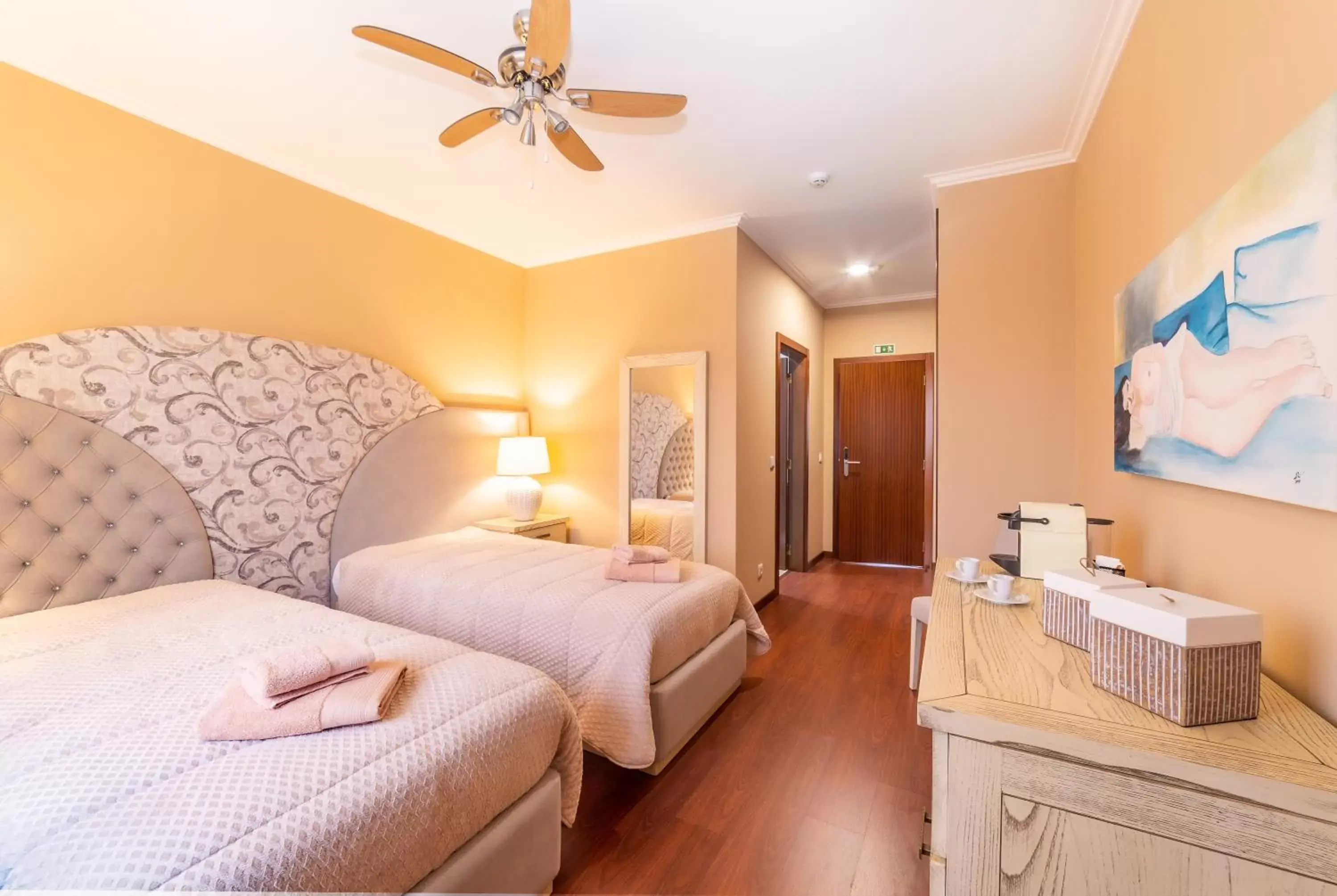 Twin Room - single occupancy in Boa Vida Alojamentos Twin Room - single occupancy in Boa Vida Alojamentos