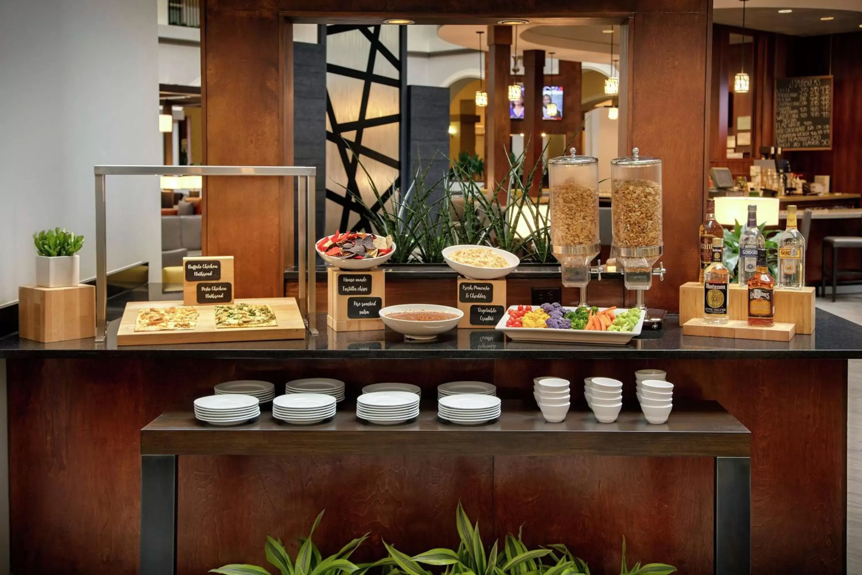 Restaurant/places to eat in Embassy Suites Dallas - Park Central Area