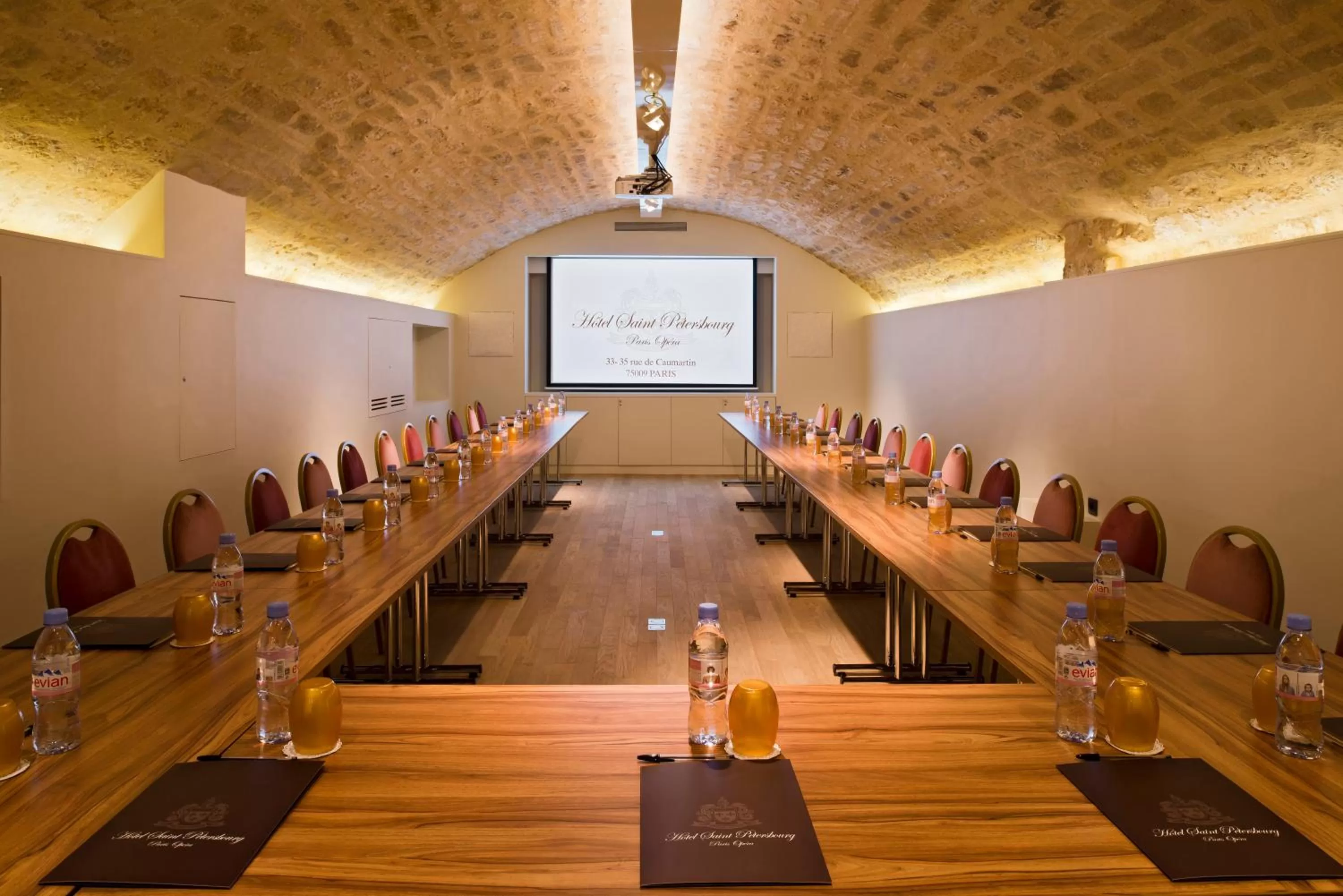 Meeting/conference room in Hôtel Saint-Pétersbourg Opéra & Spa