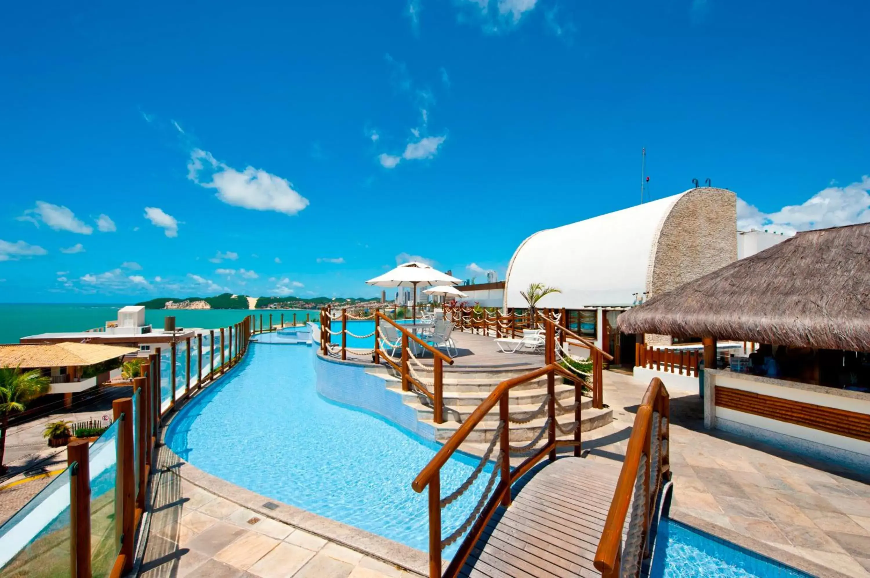 Swimming Pool in Pontalmar Praia Hotel