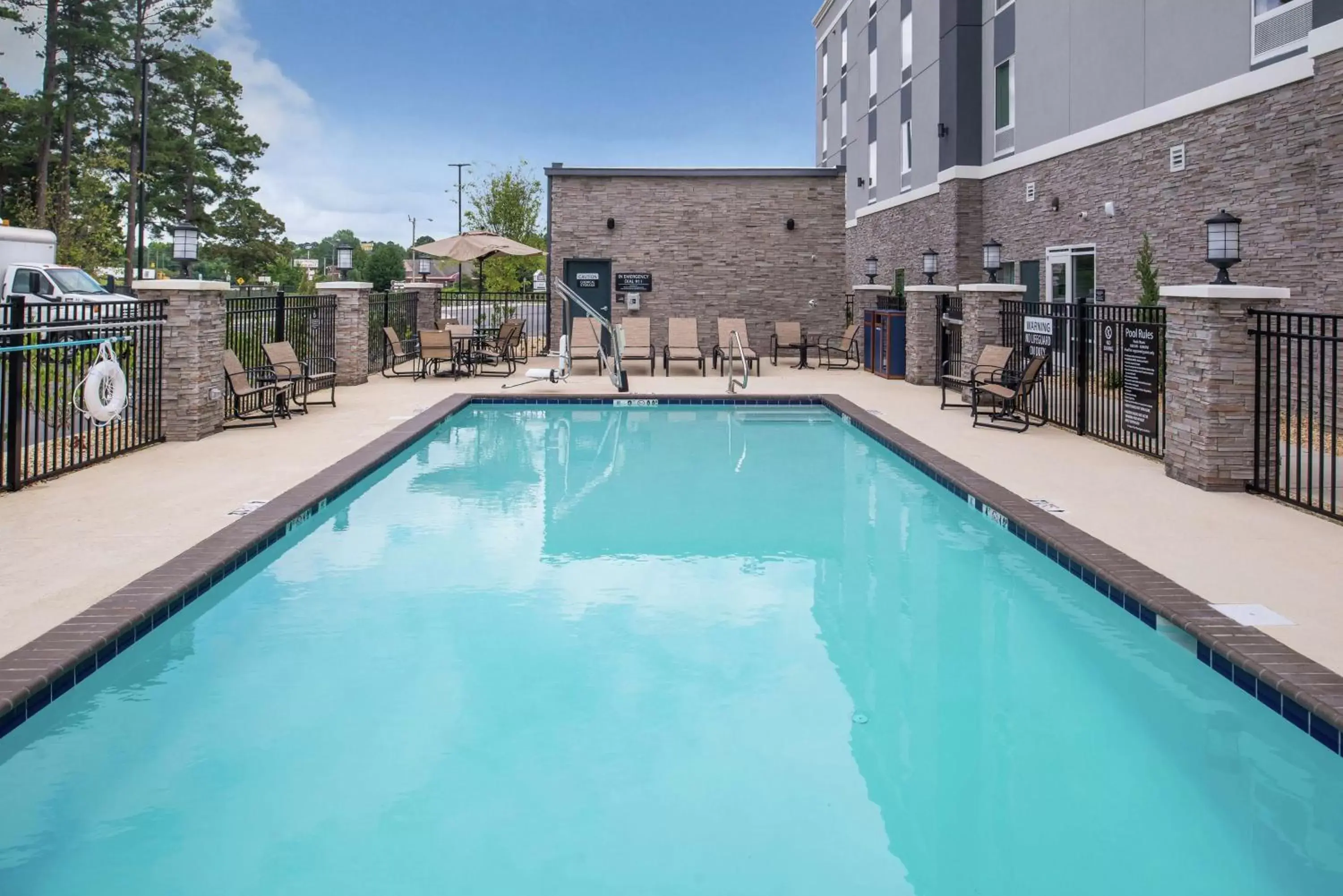 Pool view, Swimming Pool in Hampton Inn Benson