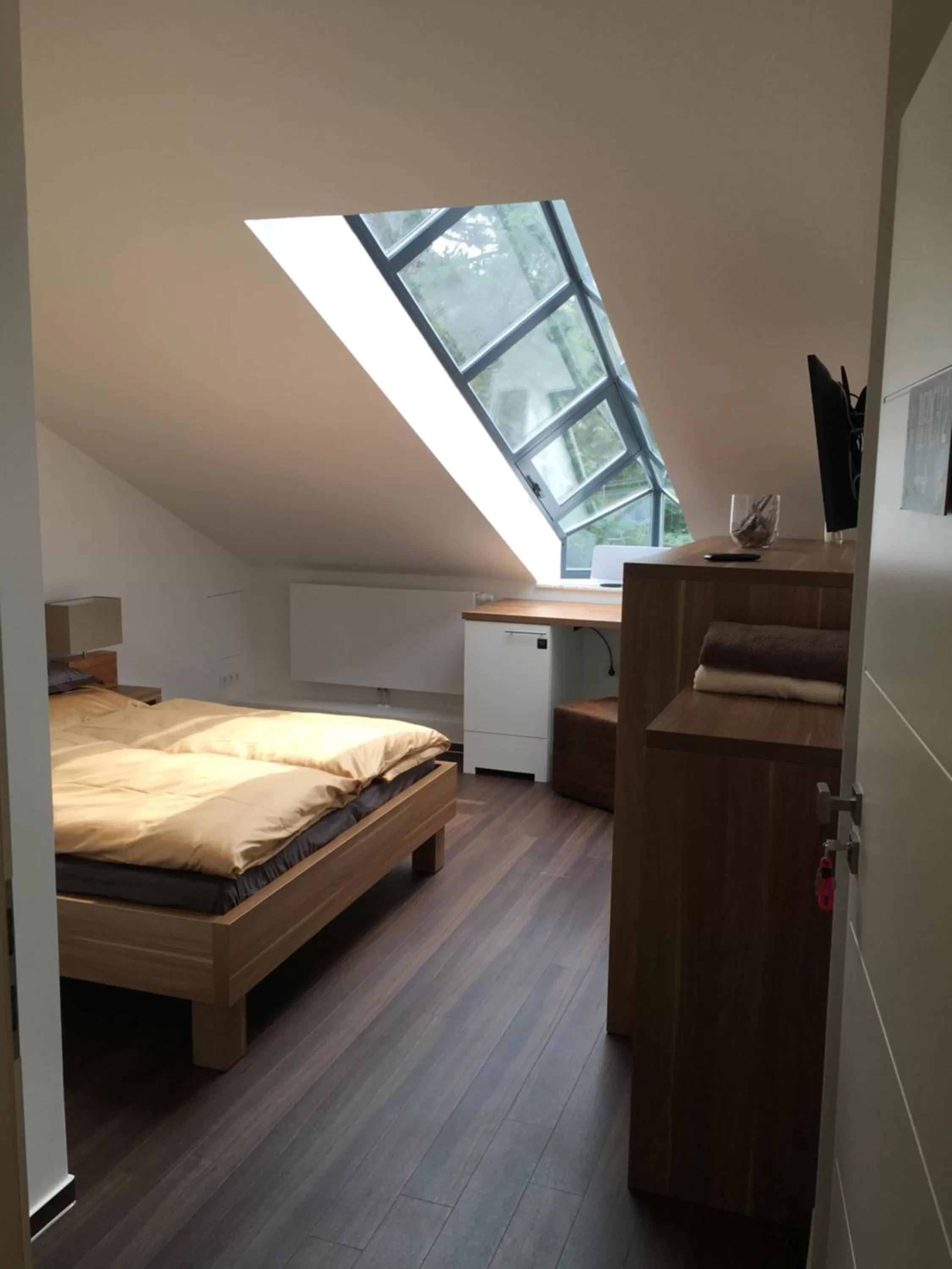 Photo of the whole room, Bed in Seaside-Townhouse