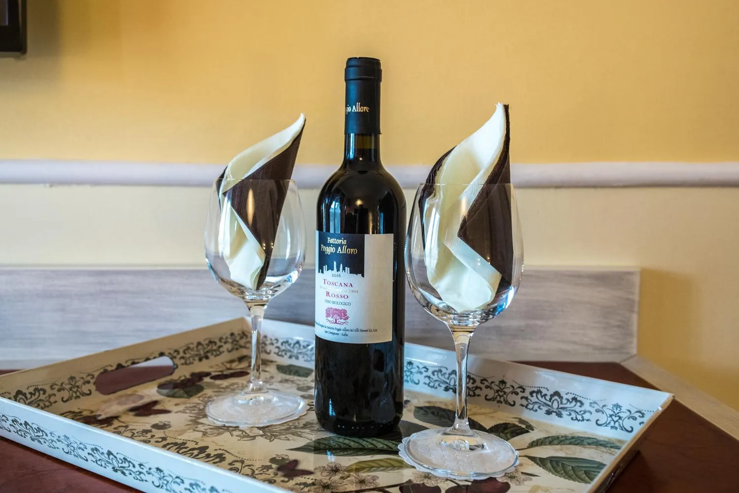 Decorative detail in La Vecchia Cartiera