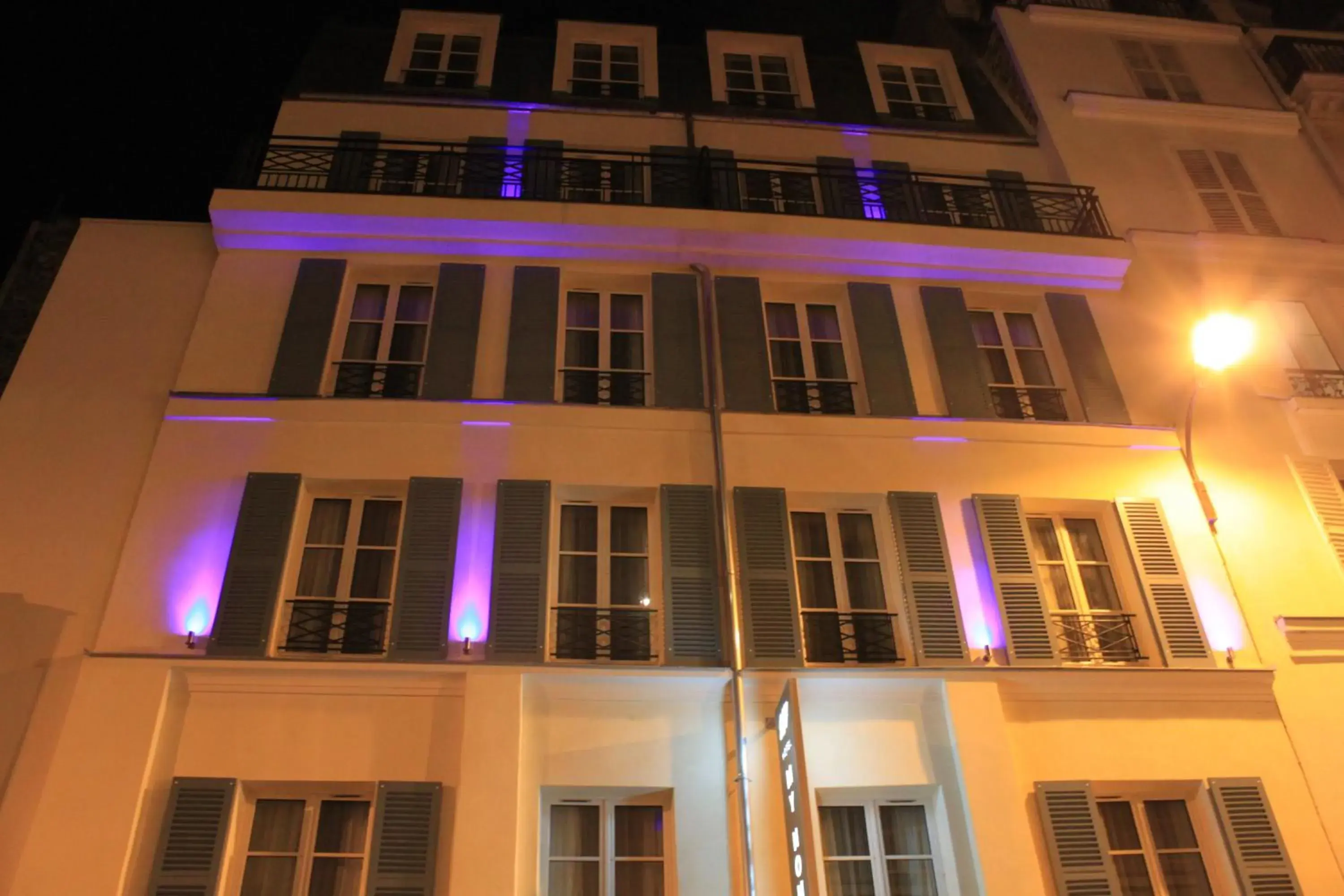 Facade/entrance, Property Building in My Home In Paris