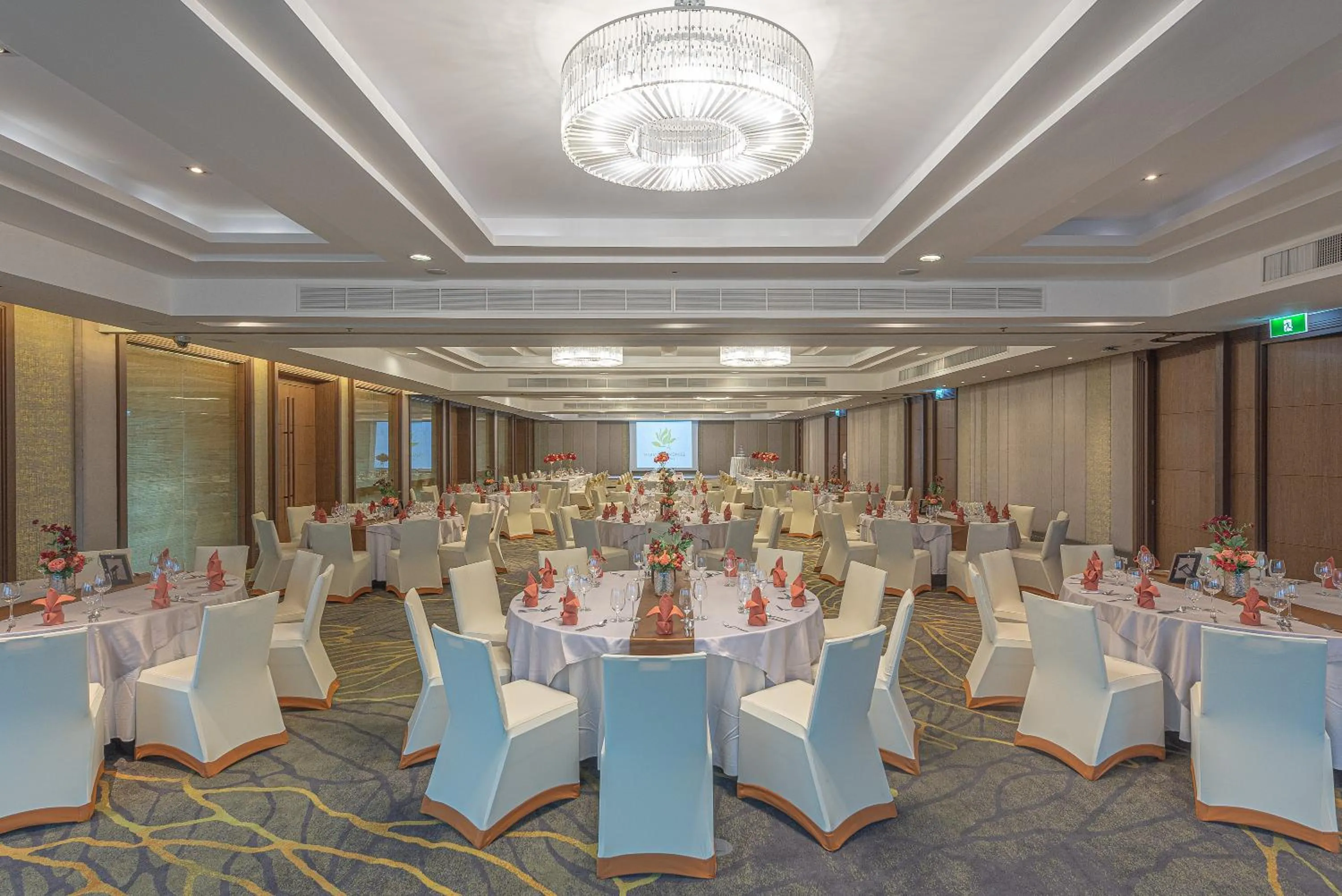 Banquet/Function facilities in Summit Windmill Golf Suite Hotel at Suvarnabhumi