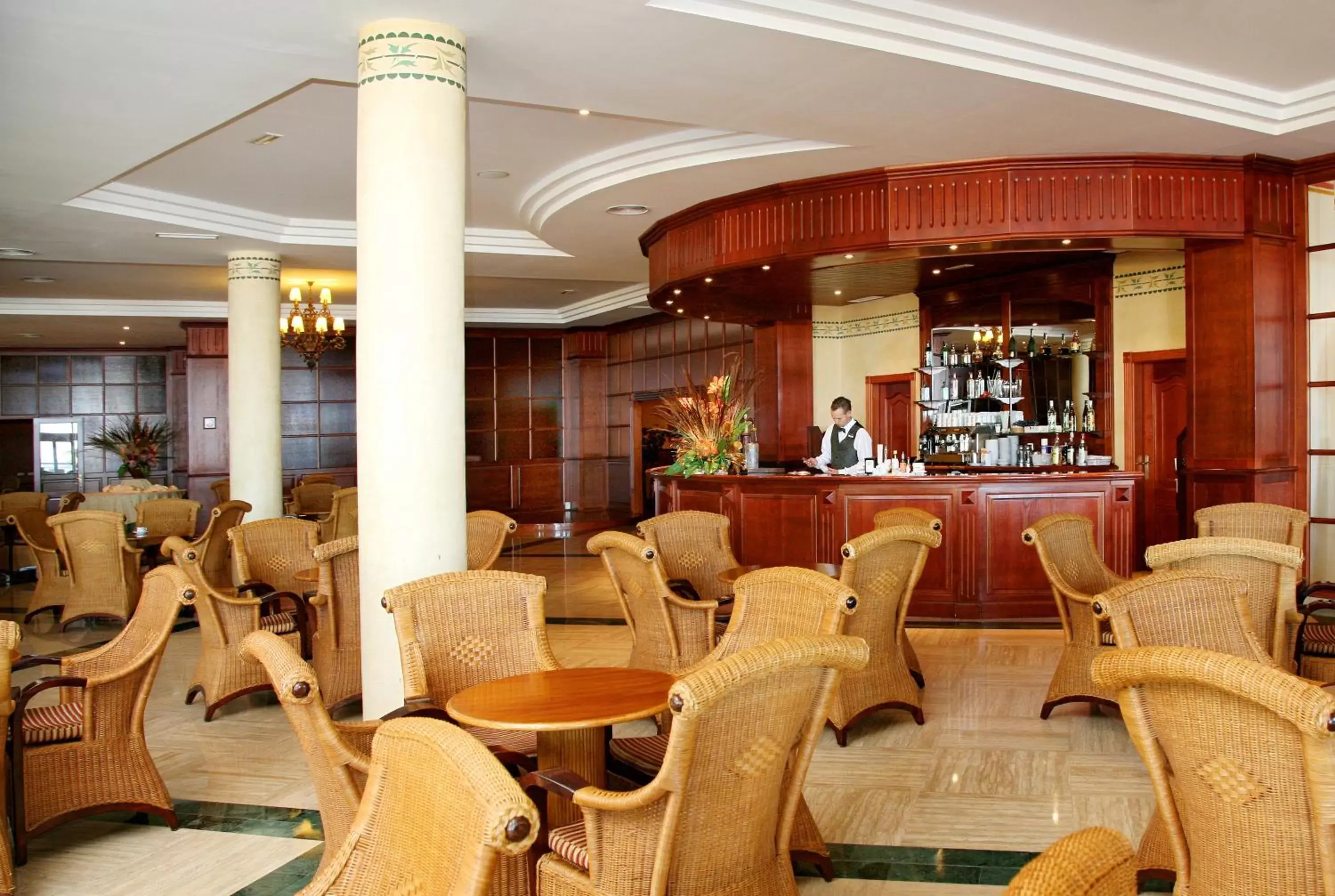 Lounge or bar, Lounge/Bar in Bahia Principe Sunlight Tenerife Lounge or bar, Lounge/Bar in Bahia Principe Sunlight Tenerife