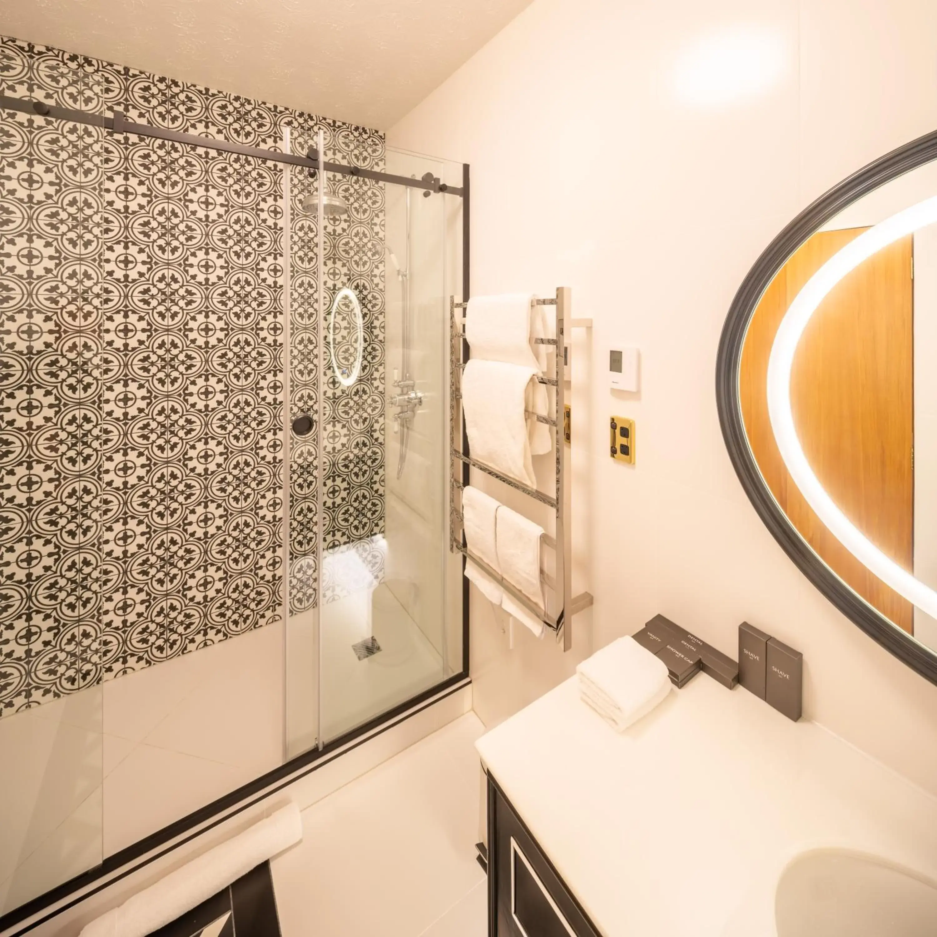 Bathroom in Hana Lodge