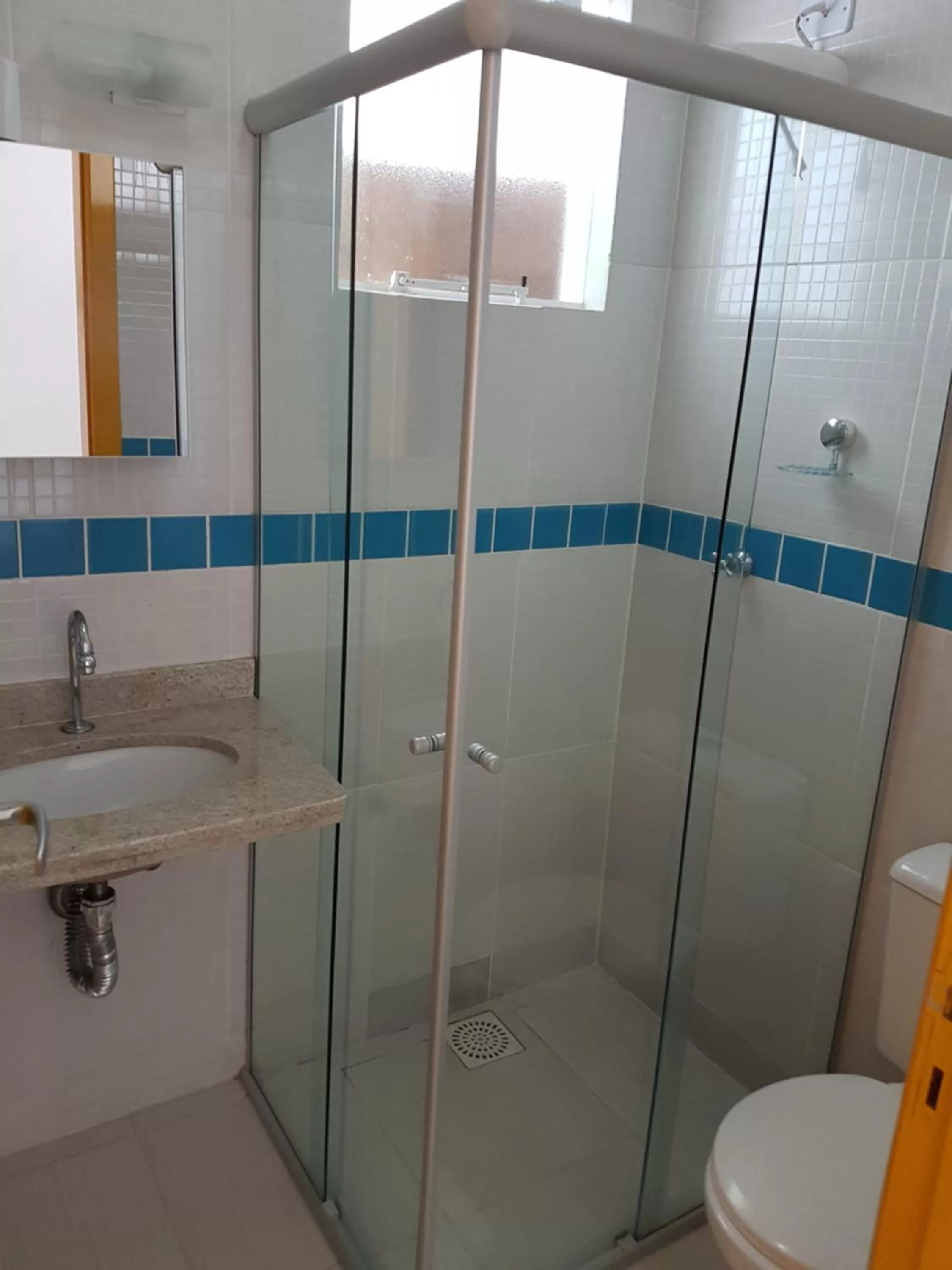 Bathroom in Hotel e Pousada Pouso54