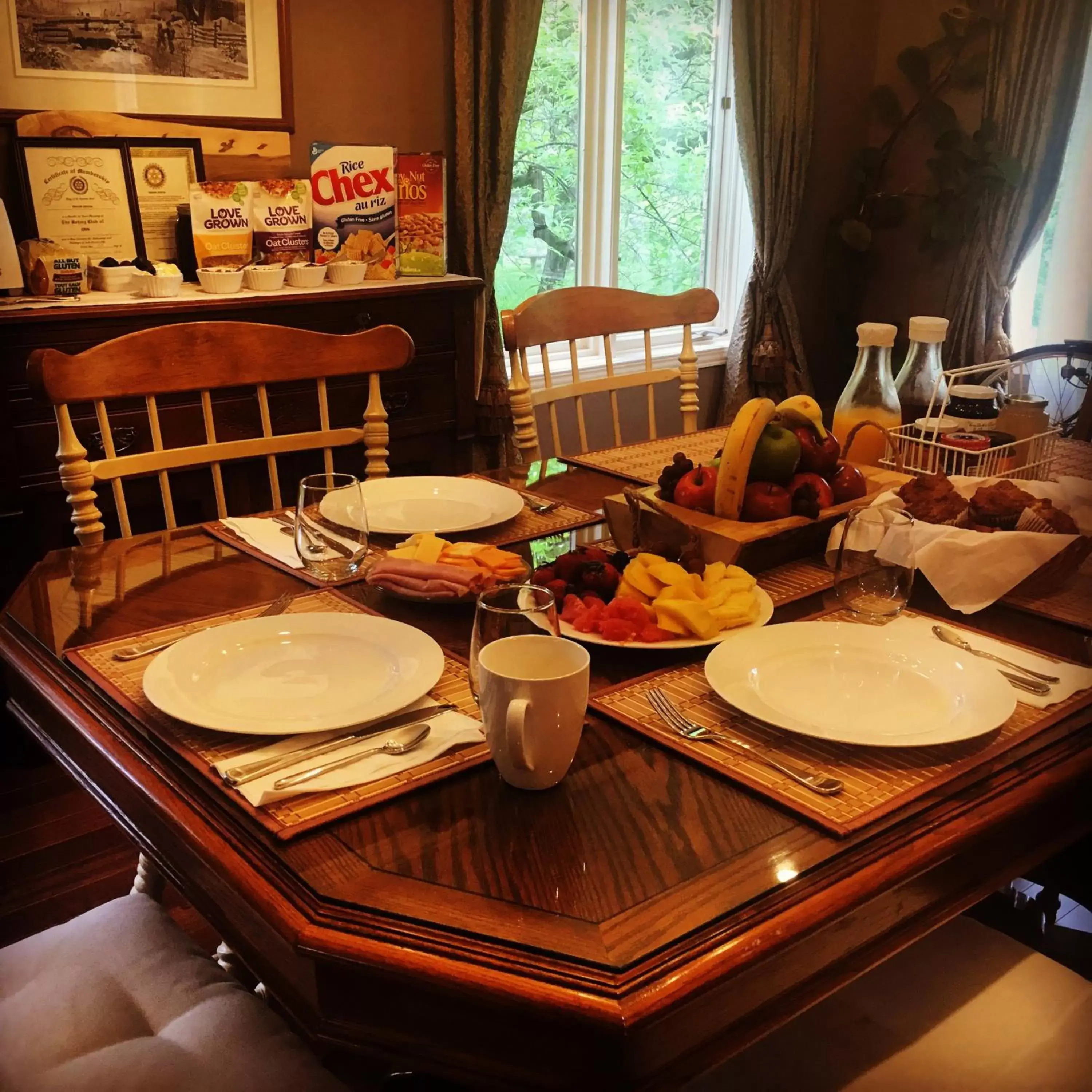 Food and drinks in Tailwinds B&B