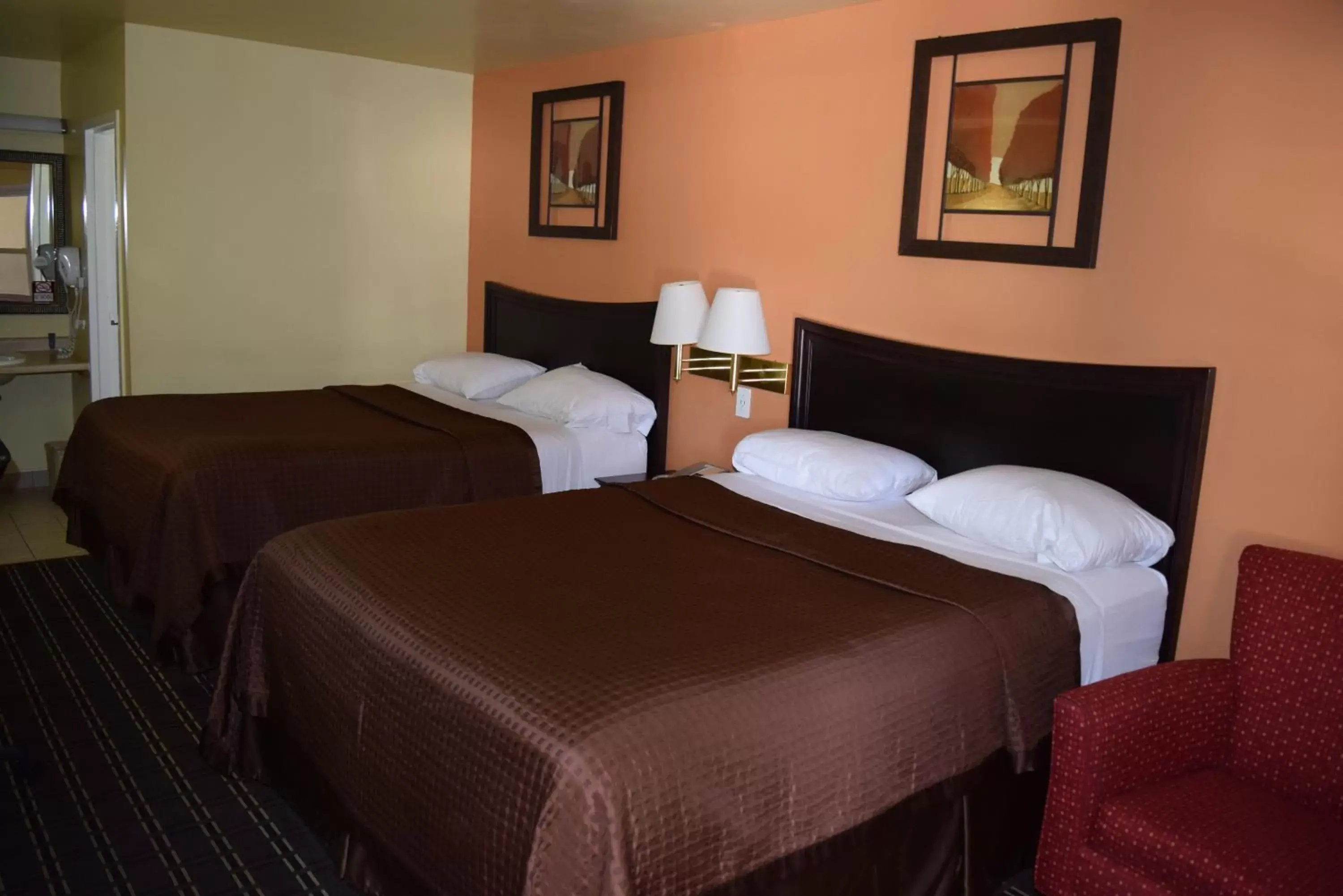 Bedroom, Bed in White Oaks Motel Pennsville/Carneys Point