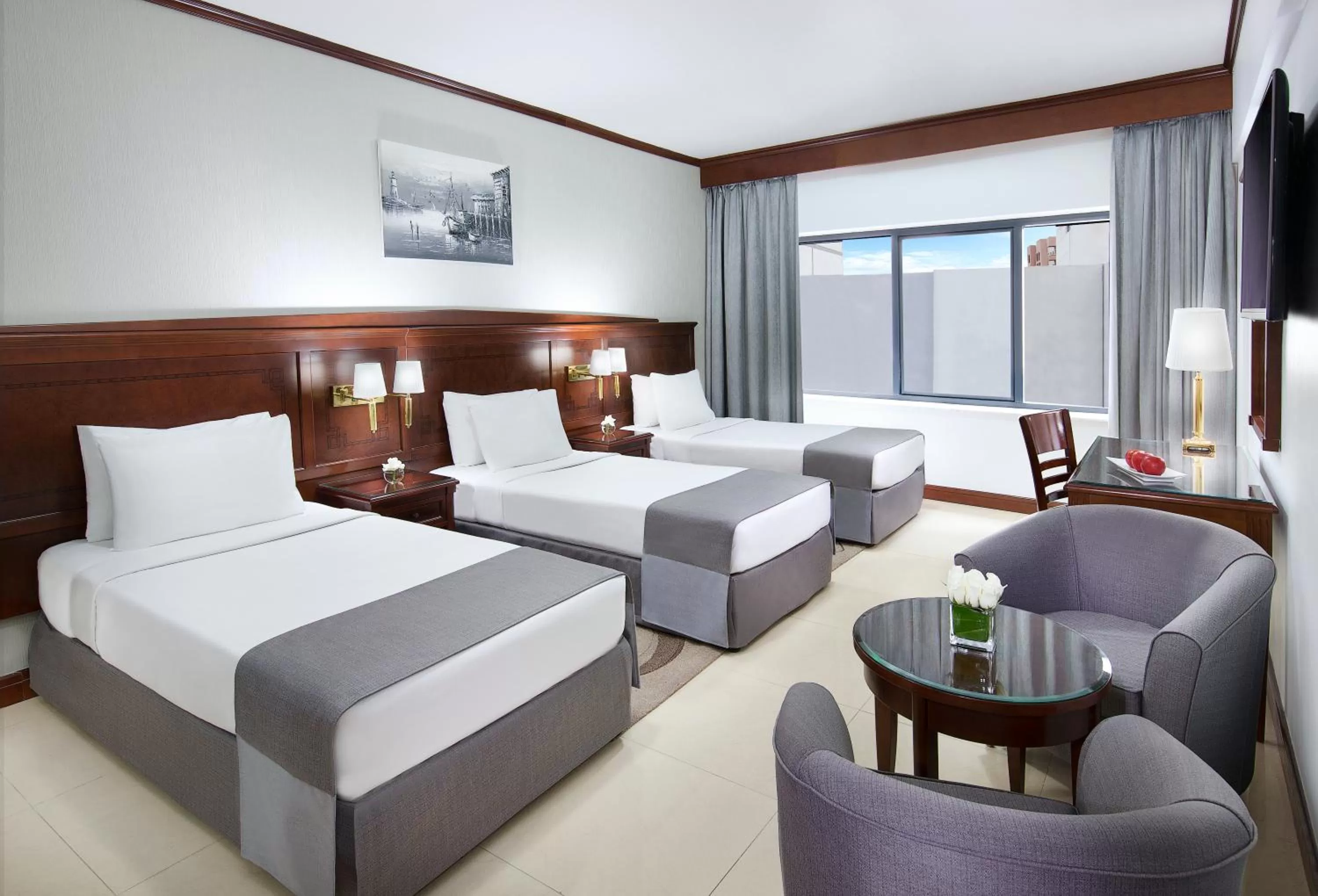 Bedroom, Bed in Admiral Plaza Hotel