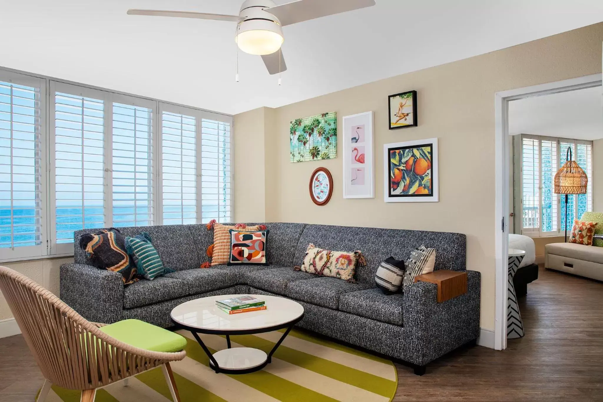 Living room, Seating Area in Bellwether Beach Resort