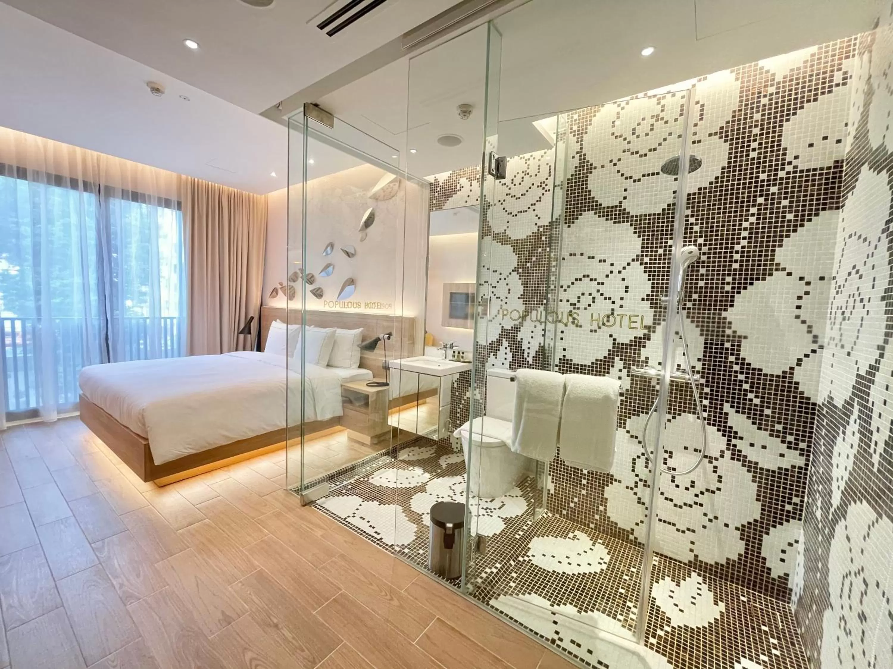 Toilet in L Hotel Premier By Lion Peak