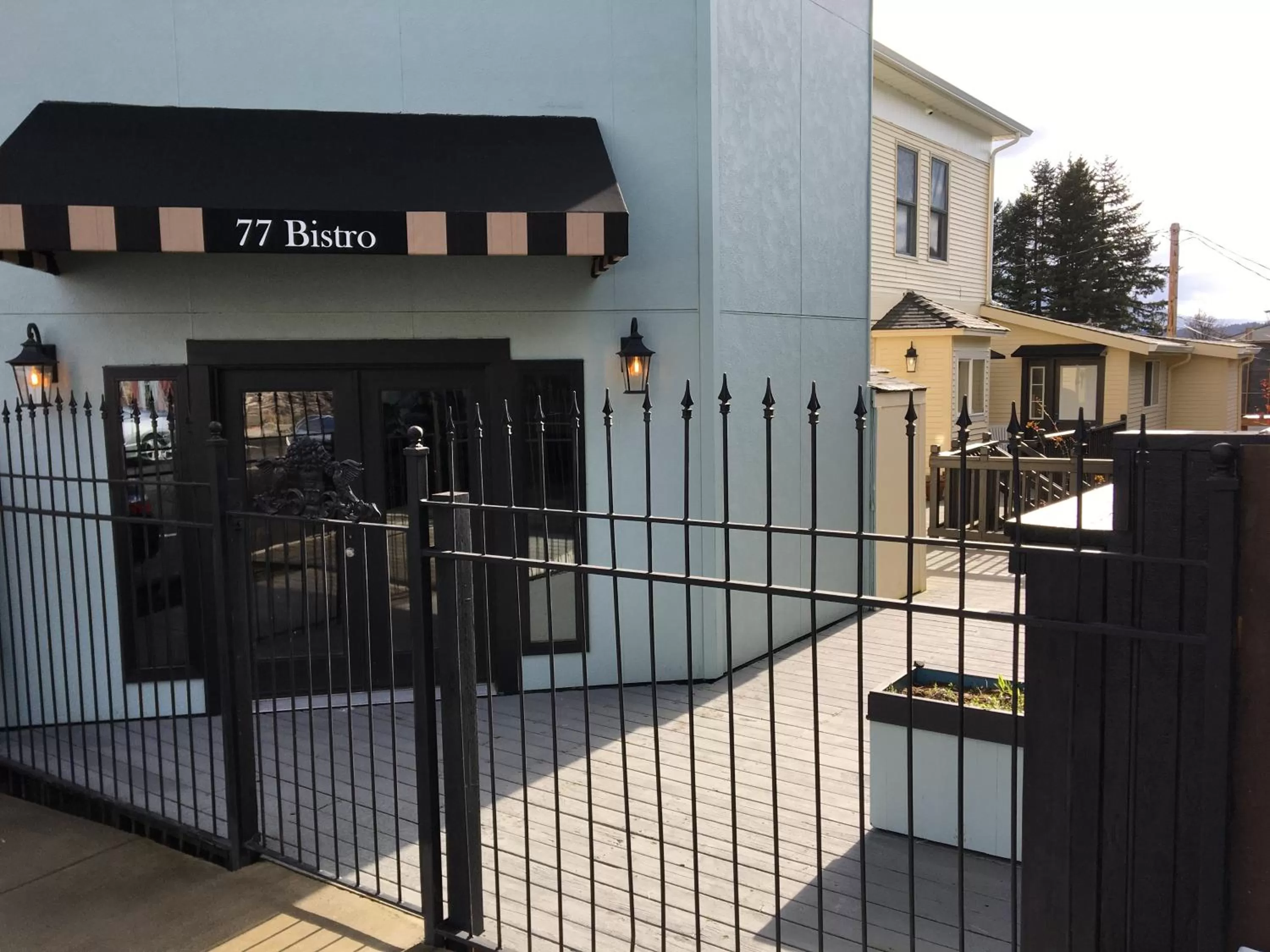 Property building in Hotel Stevenson