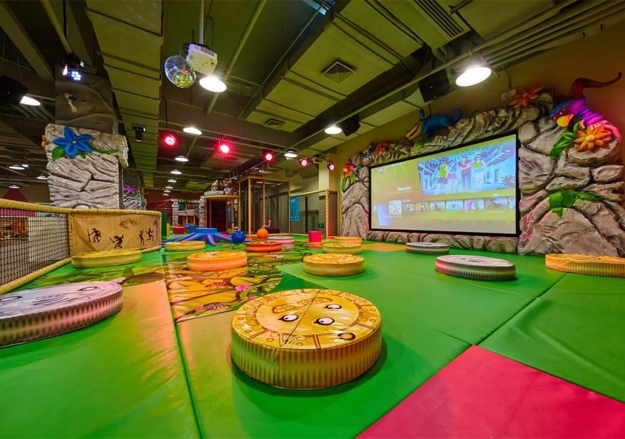 Children play ground in Shangri-La Dalian