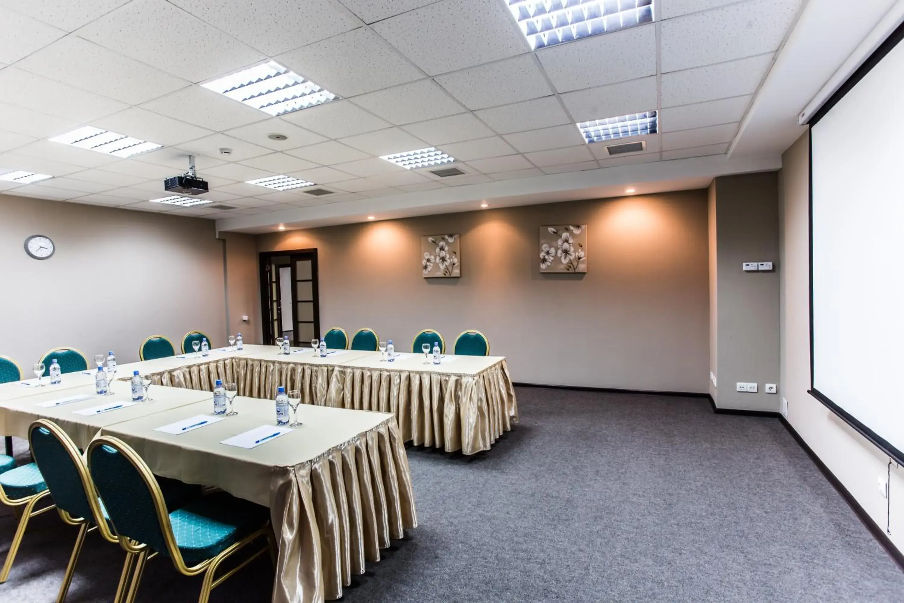 Business facilities in Best Western Plus Atakent Park Hotel