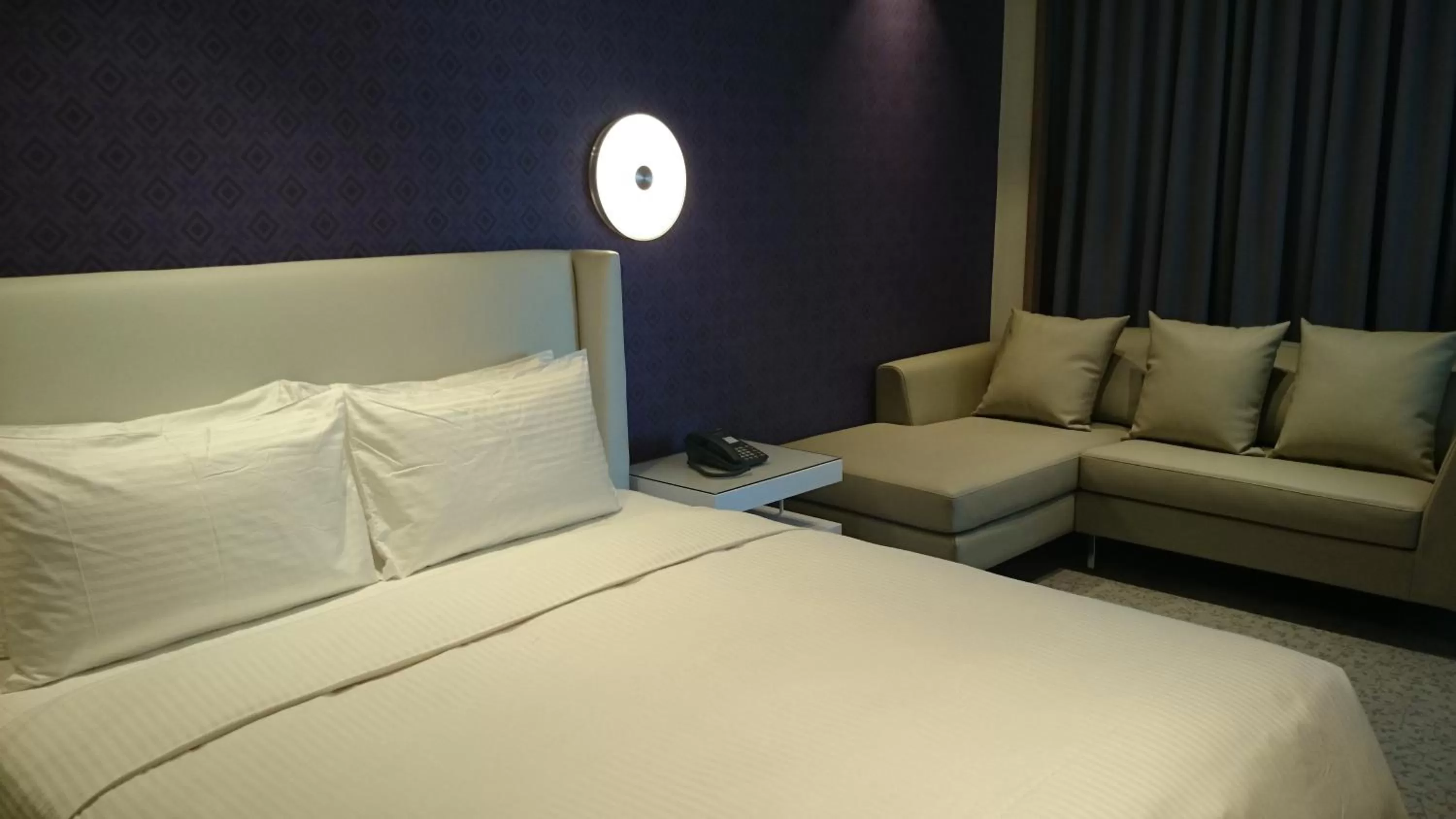 Bed in The Cloud Hotel